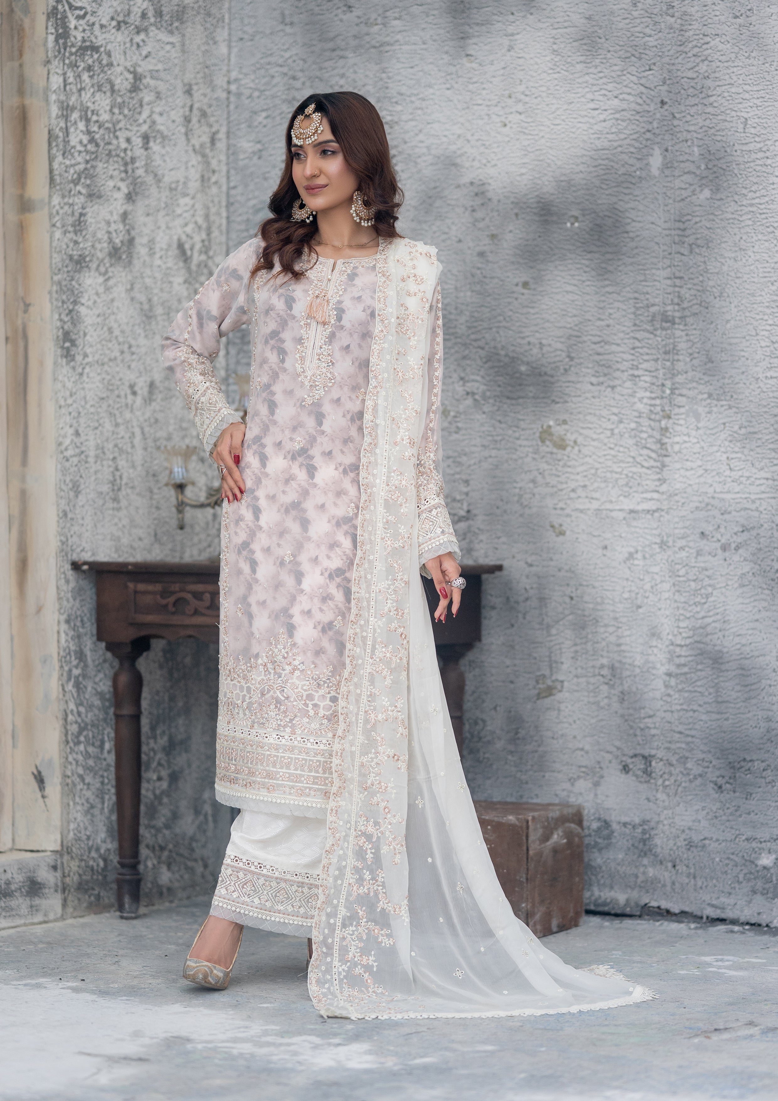Cinderella BN-1001 - 3 Piece Stitched Fancy Heavy Embroidered - Bint-e-Noor
