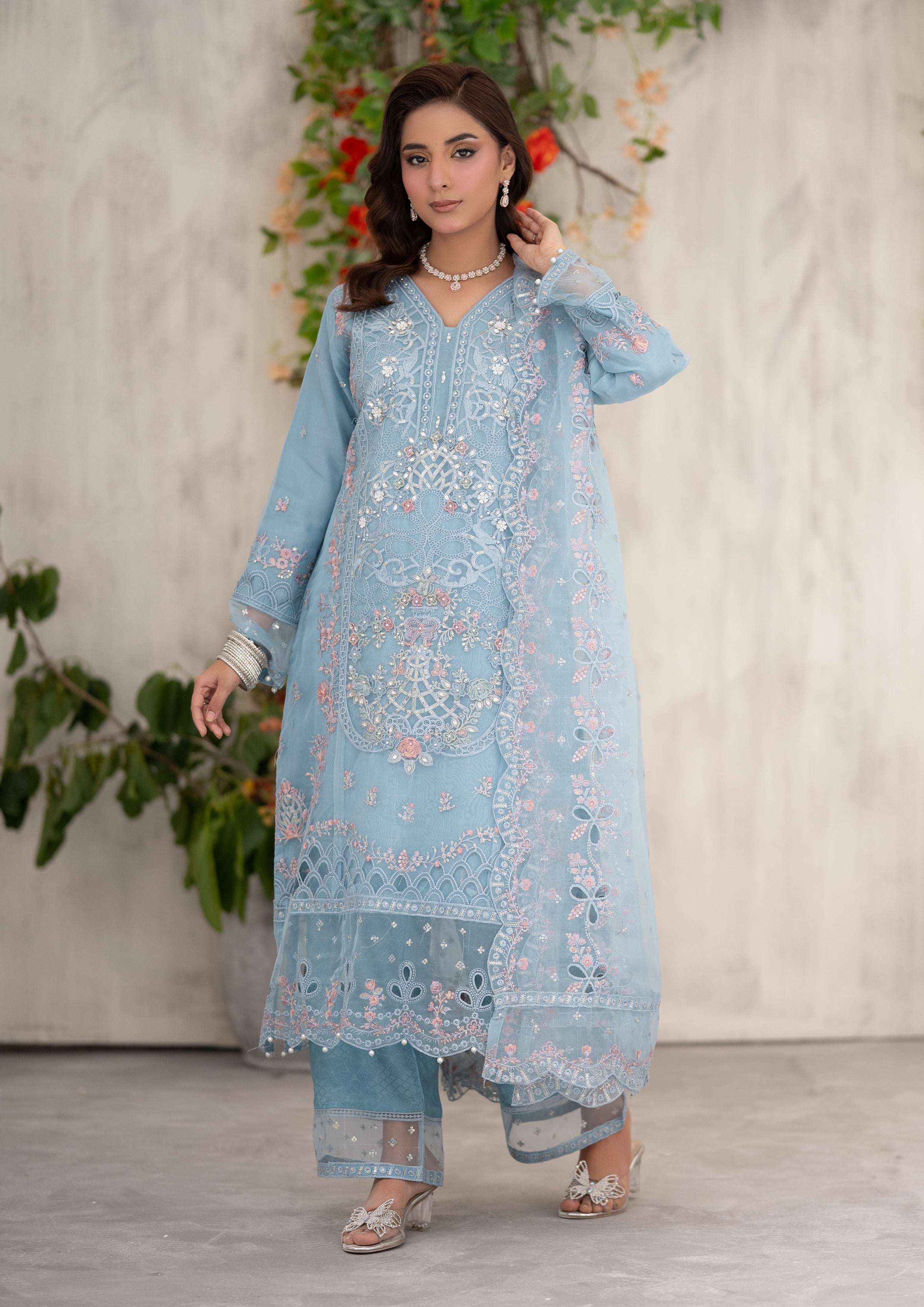 Kinza BN-1091 - 3 Piece Stitched Fancy Heavy Embroidered - Bint-e-Noor