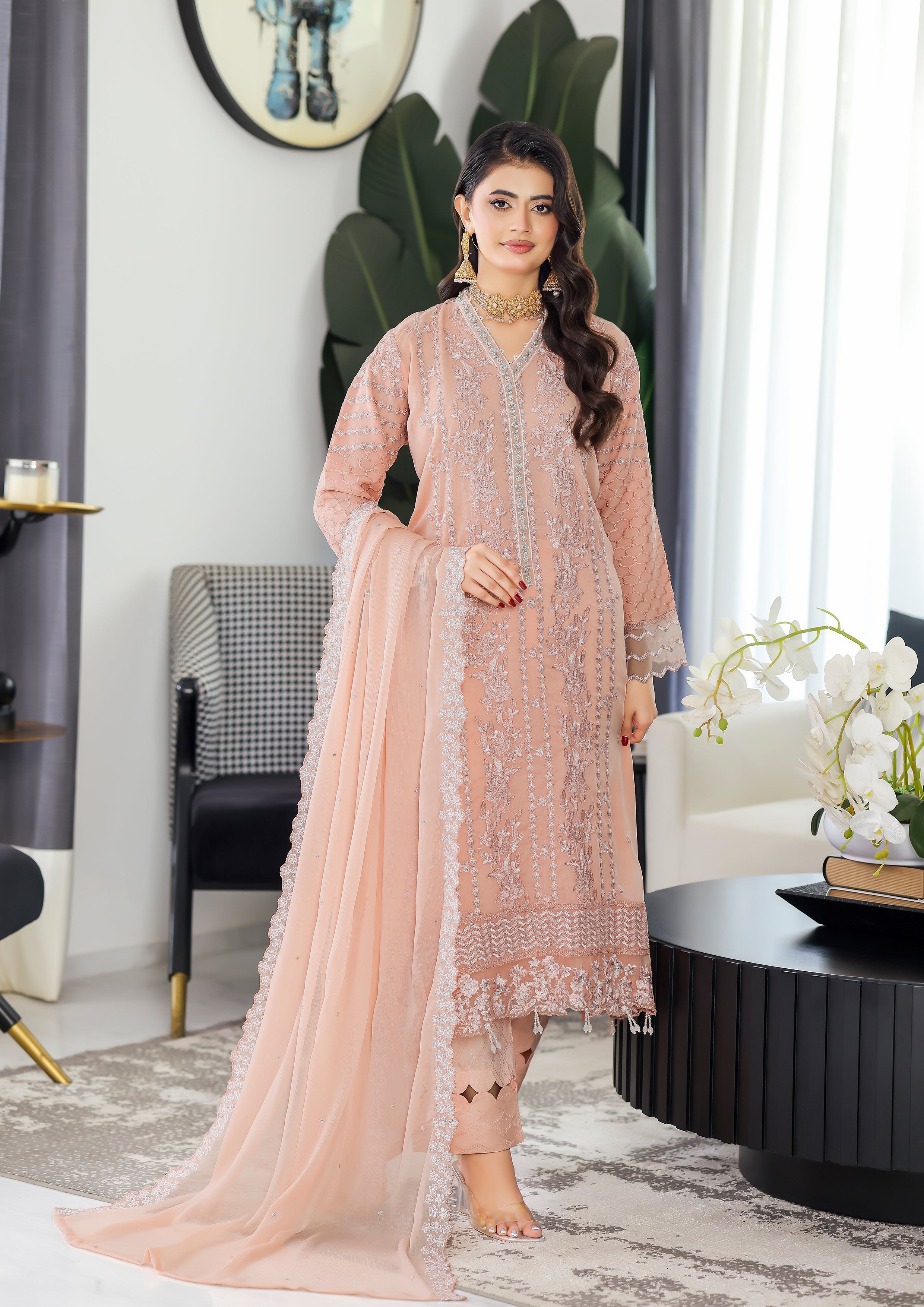 Daania BN-1053 - 3 Piece Semi-Stitched Fancy Heavy Embroidered - Bint-e-Noor