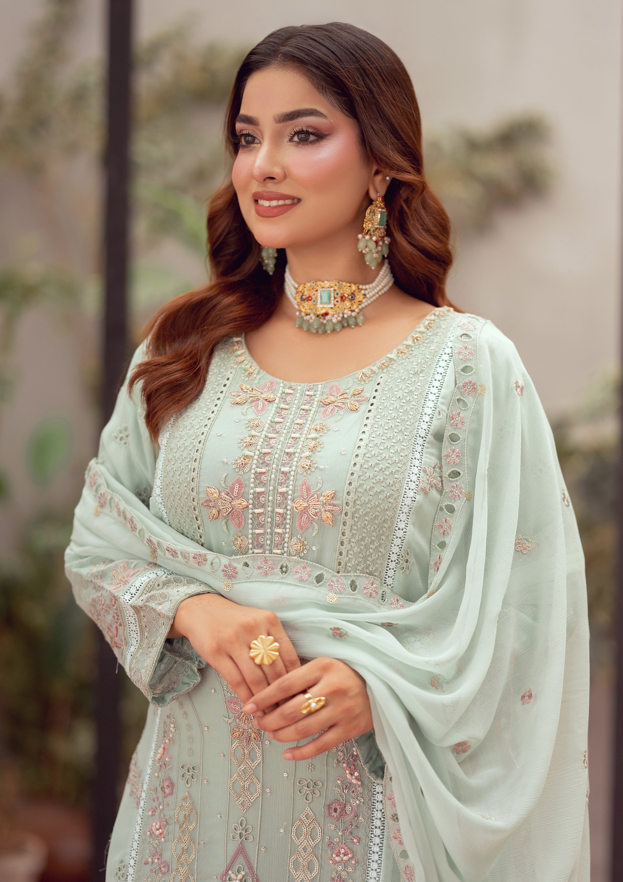 Isbah BN-1143 - 3 Piece Stitched Fancy Heavy Embroidered - Bint-e-Noor