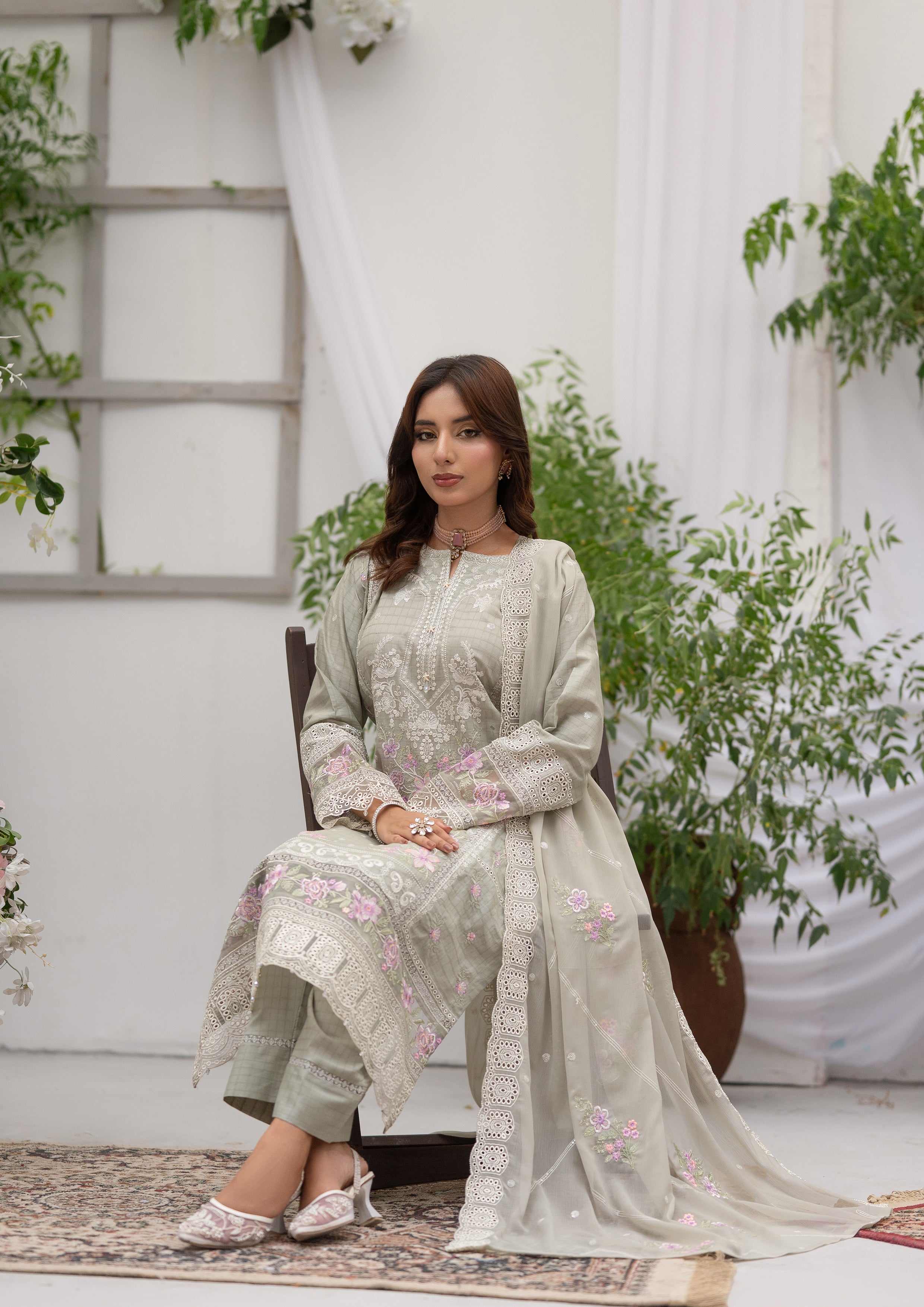 Farwa BN-1158 - 3 Piece Stitched Fancy Heavy Embroidered - Bint-e-Noor