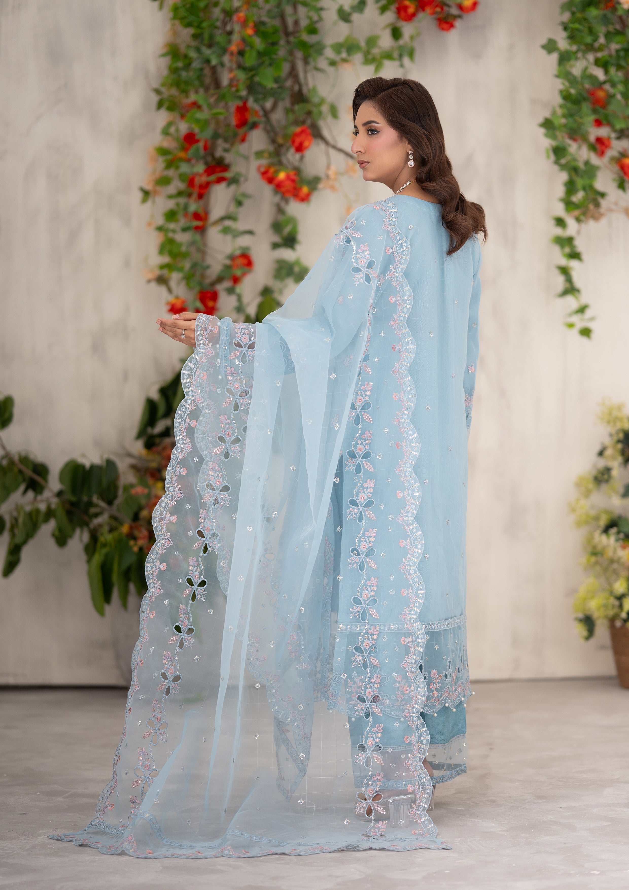 Kinza BN-1091 - 3 Piece Stitched Fancy Heavy Embroidered - Bint-e-Noor