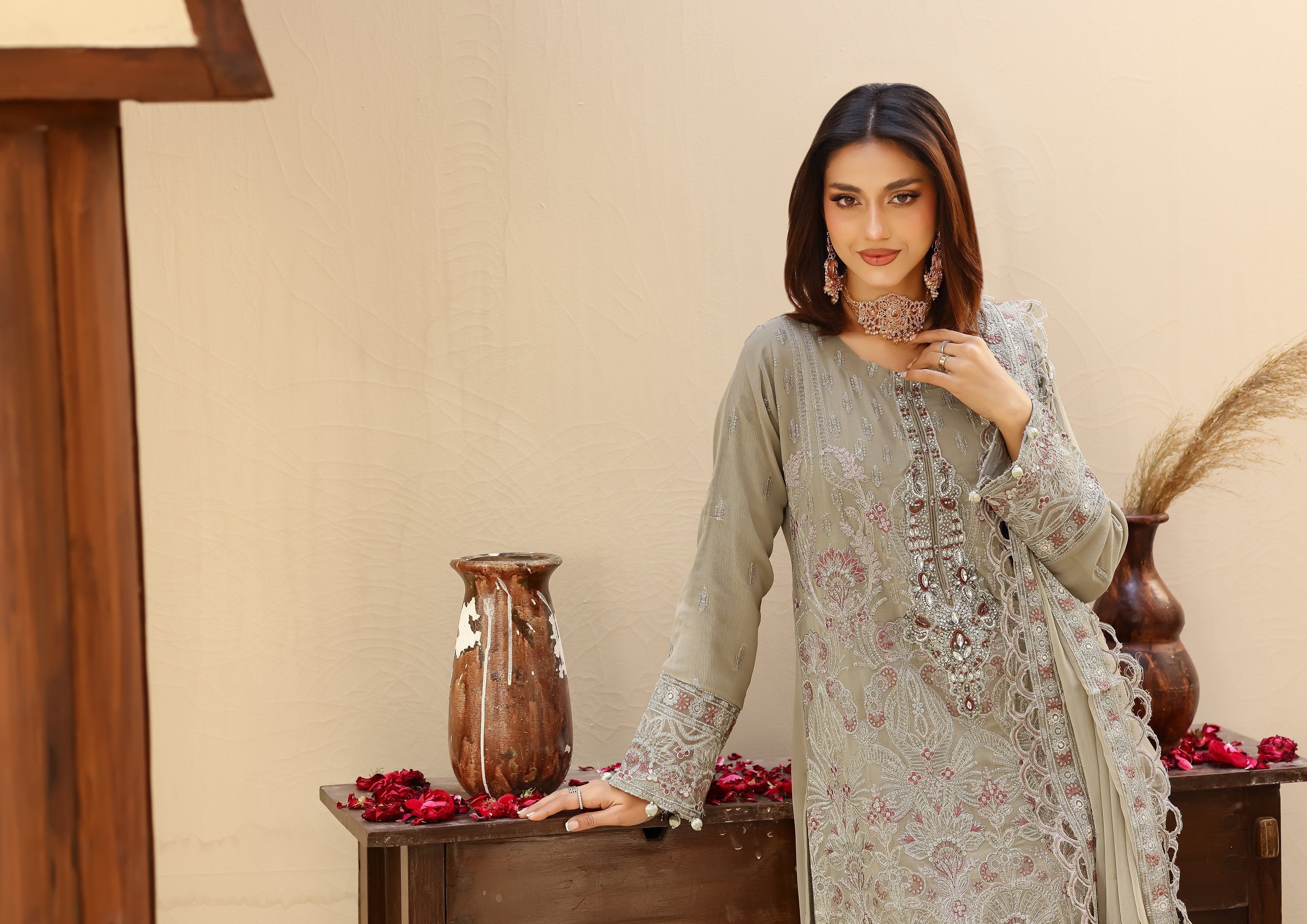 Usha BN-1022 - 3 Piece Stitched Fancy Heavy Embroidered - Bint-e-Noor