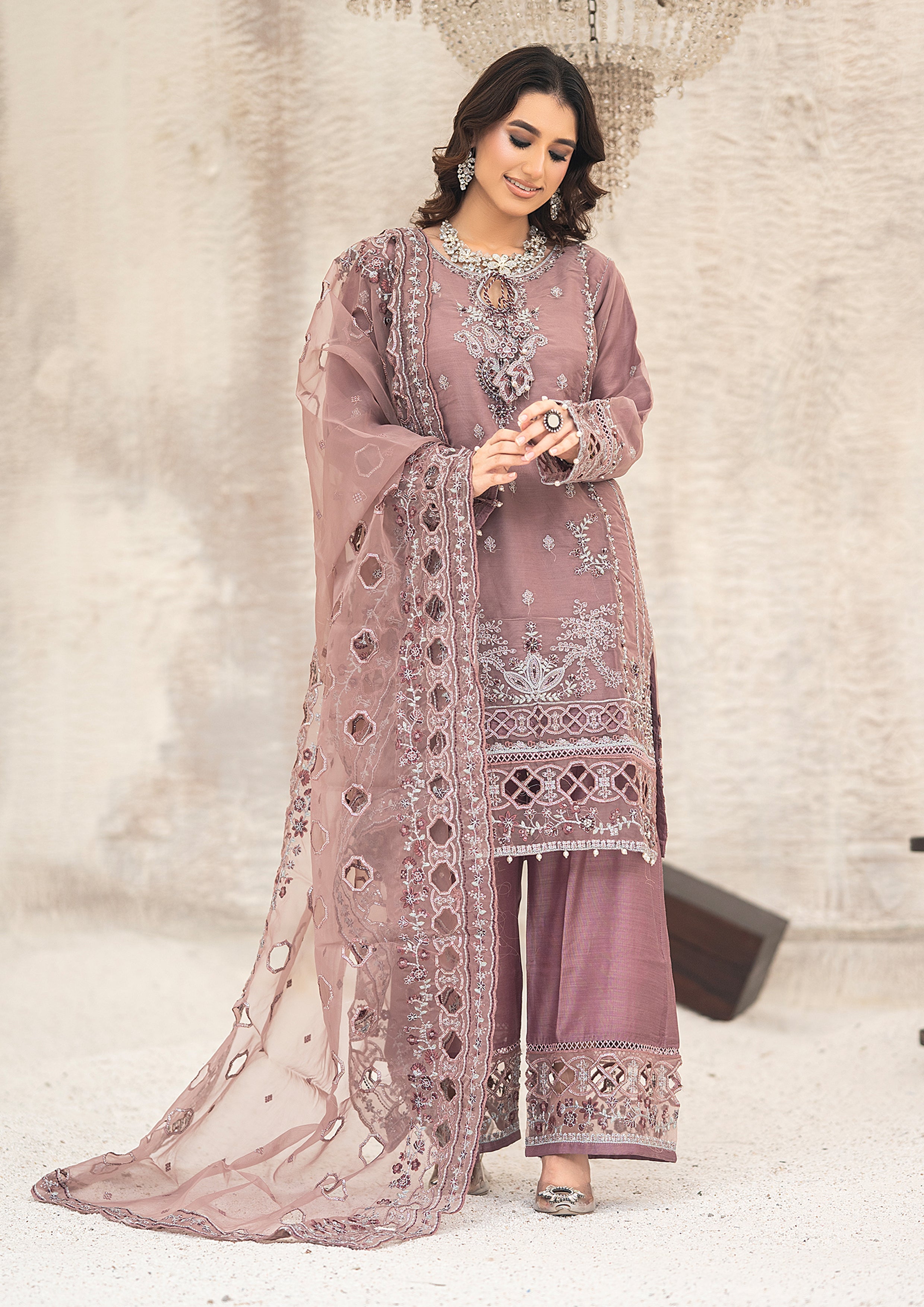 Huriyah BN-9982 - 3 Piece Stitched Fancy Heavy Embroidered - Bint-e-Noor