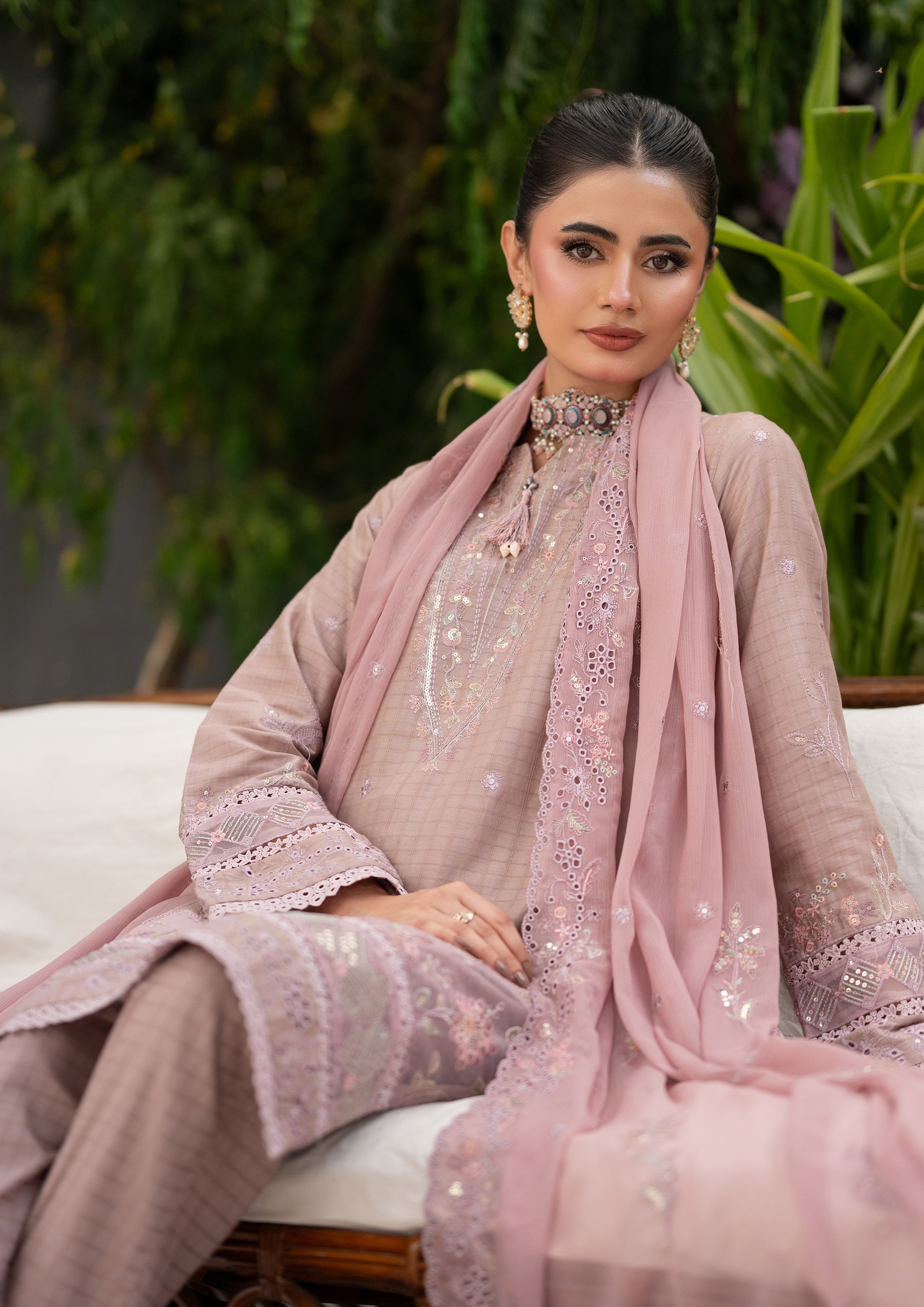 Rabeeya BN-1167 - 3 Piece Stitched Fancy Heavy Embroidered - Bint-e-Noor