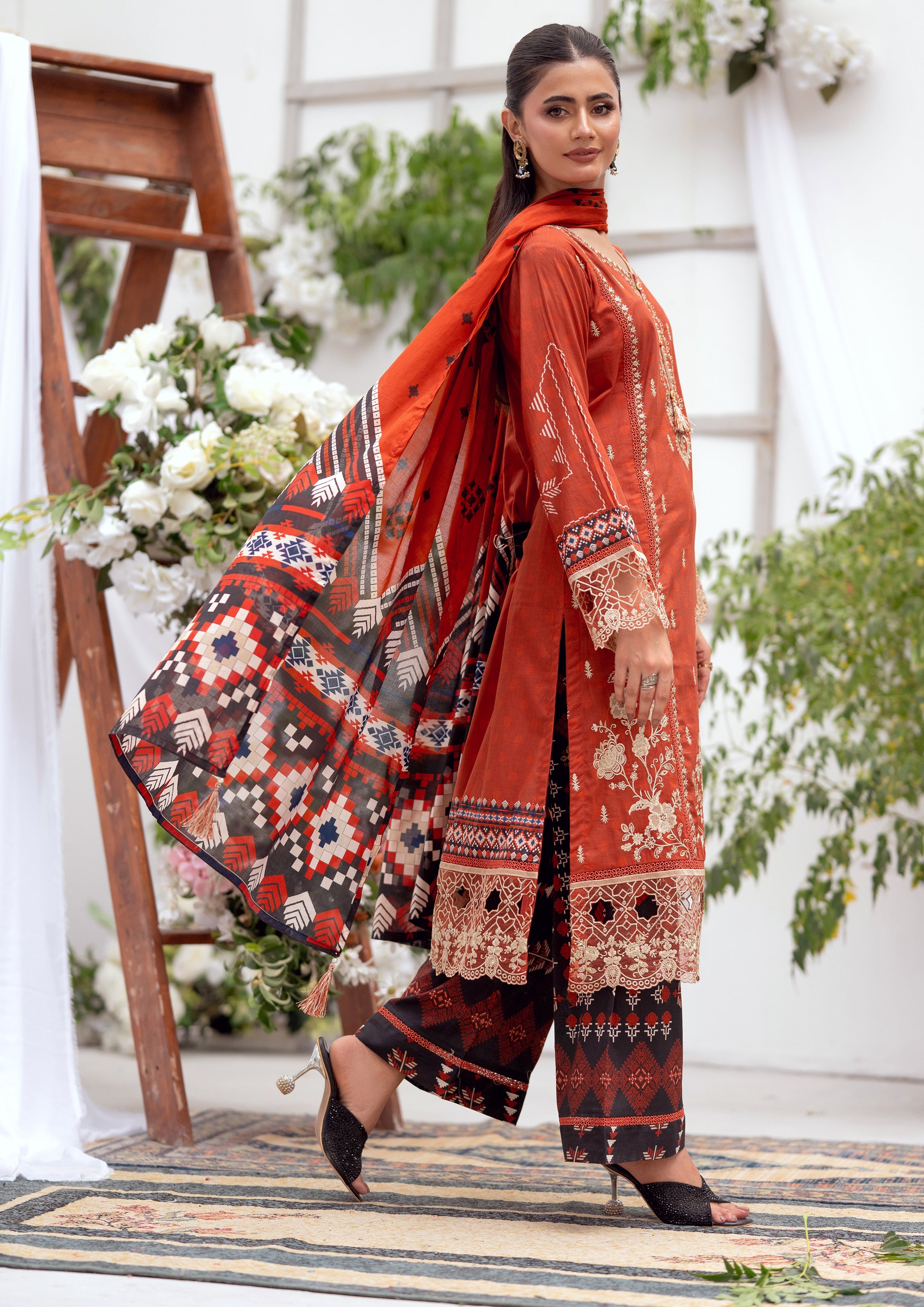 Zenith BN-1162 - 3 Piece Stitched Fancy Heavy Embroidered - Bint-e-Noor