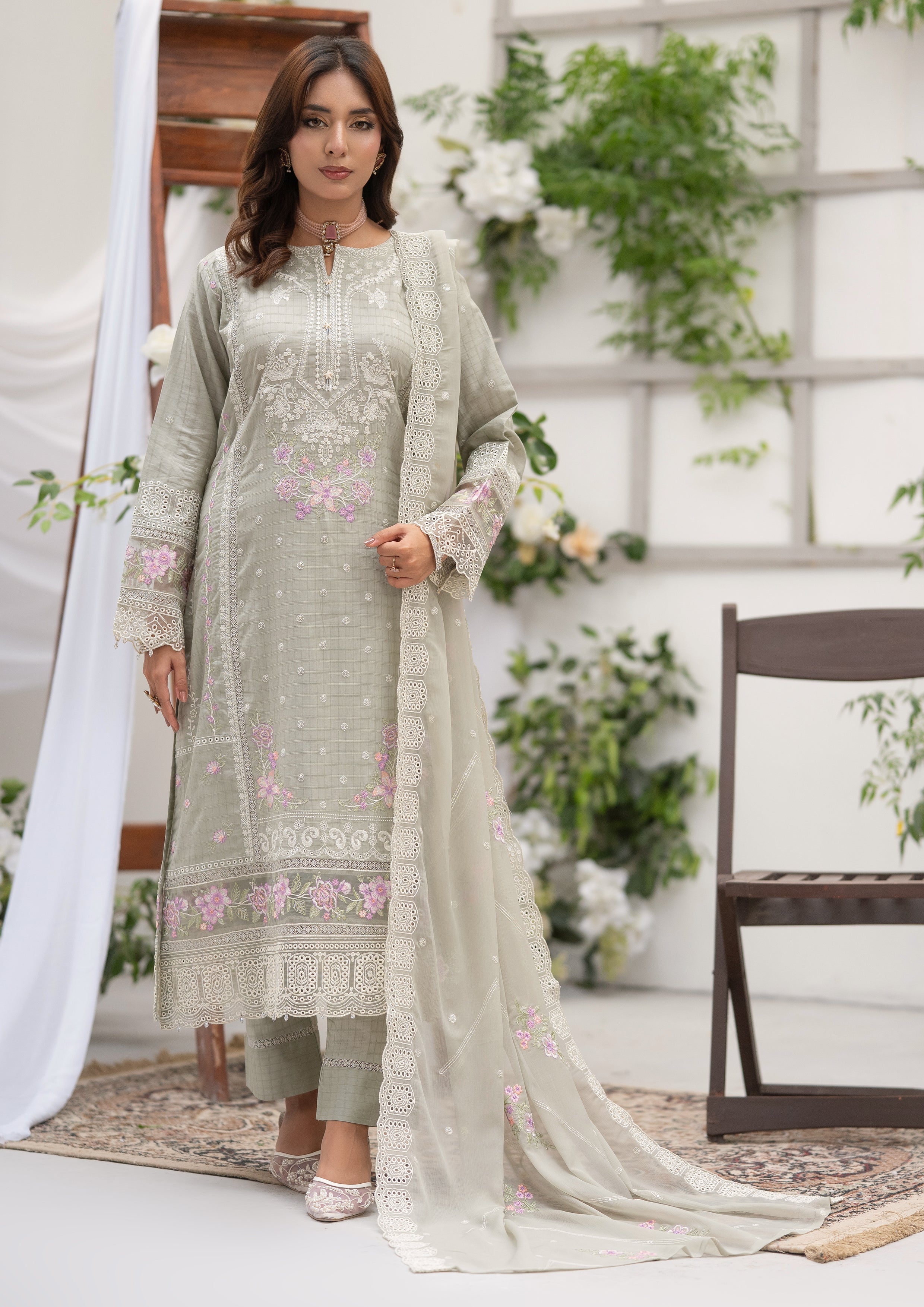 Farwa BN-1158 - 3 Piece Stitched Fancy Heavy Embroidered - Bint-e-Noor