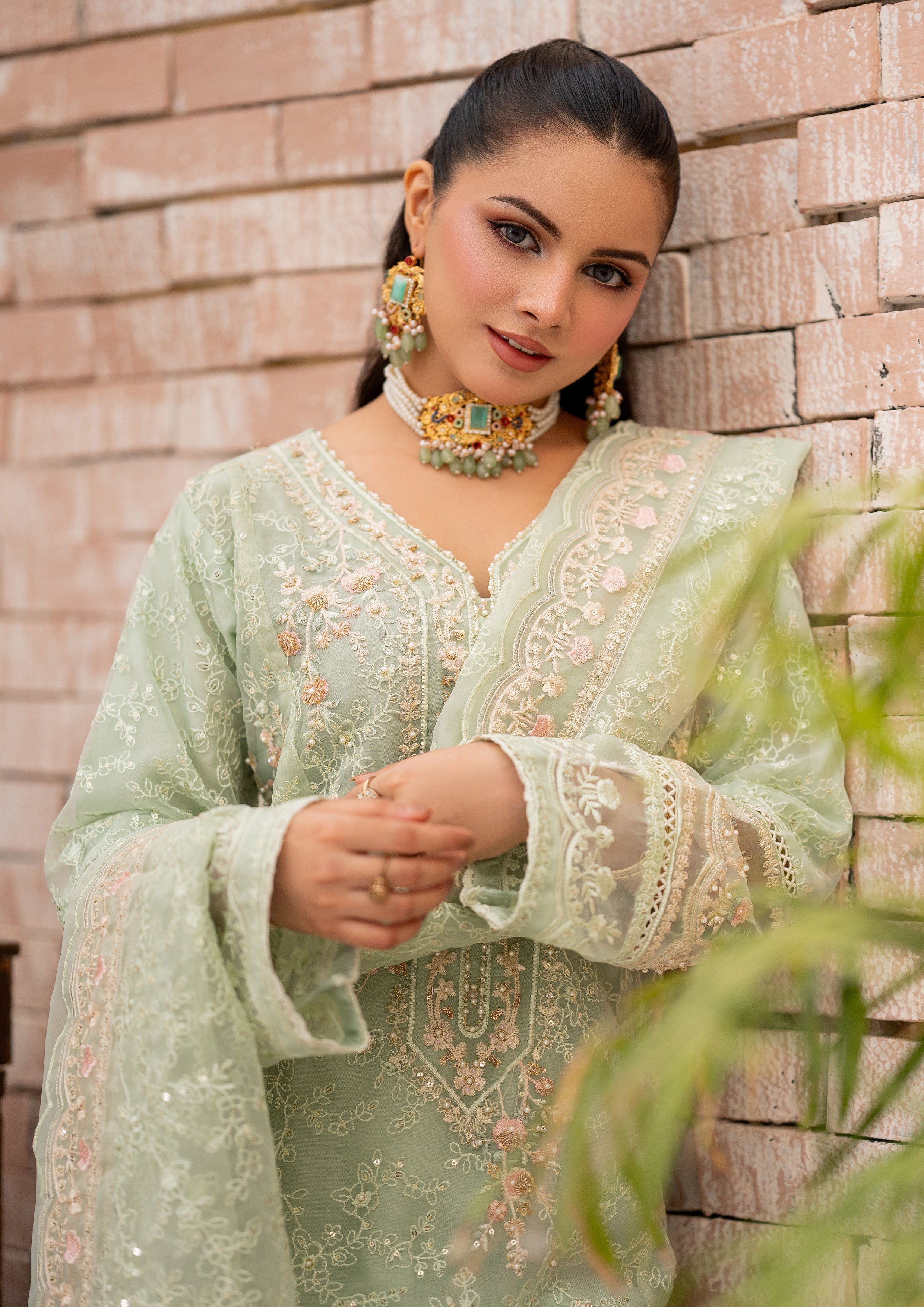 Mayal BN-1111 - 3 Piece Stitched Fancy Heavy Embroidered - Bint-e-Noor