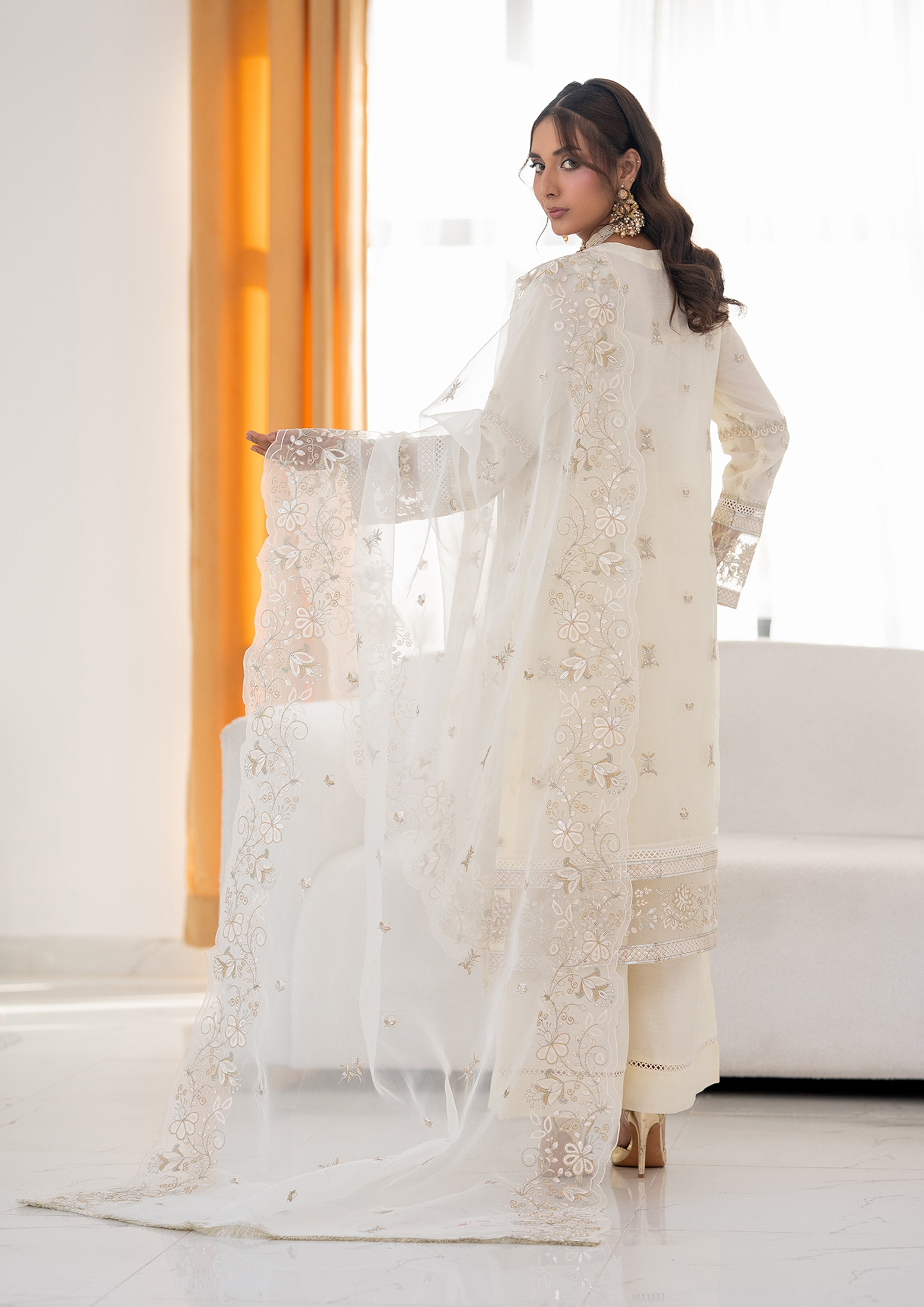 Aishal BN-1128 - 3 Piece Stitched Fancy Heavy Embroidered - Bint-e-Noor