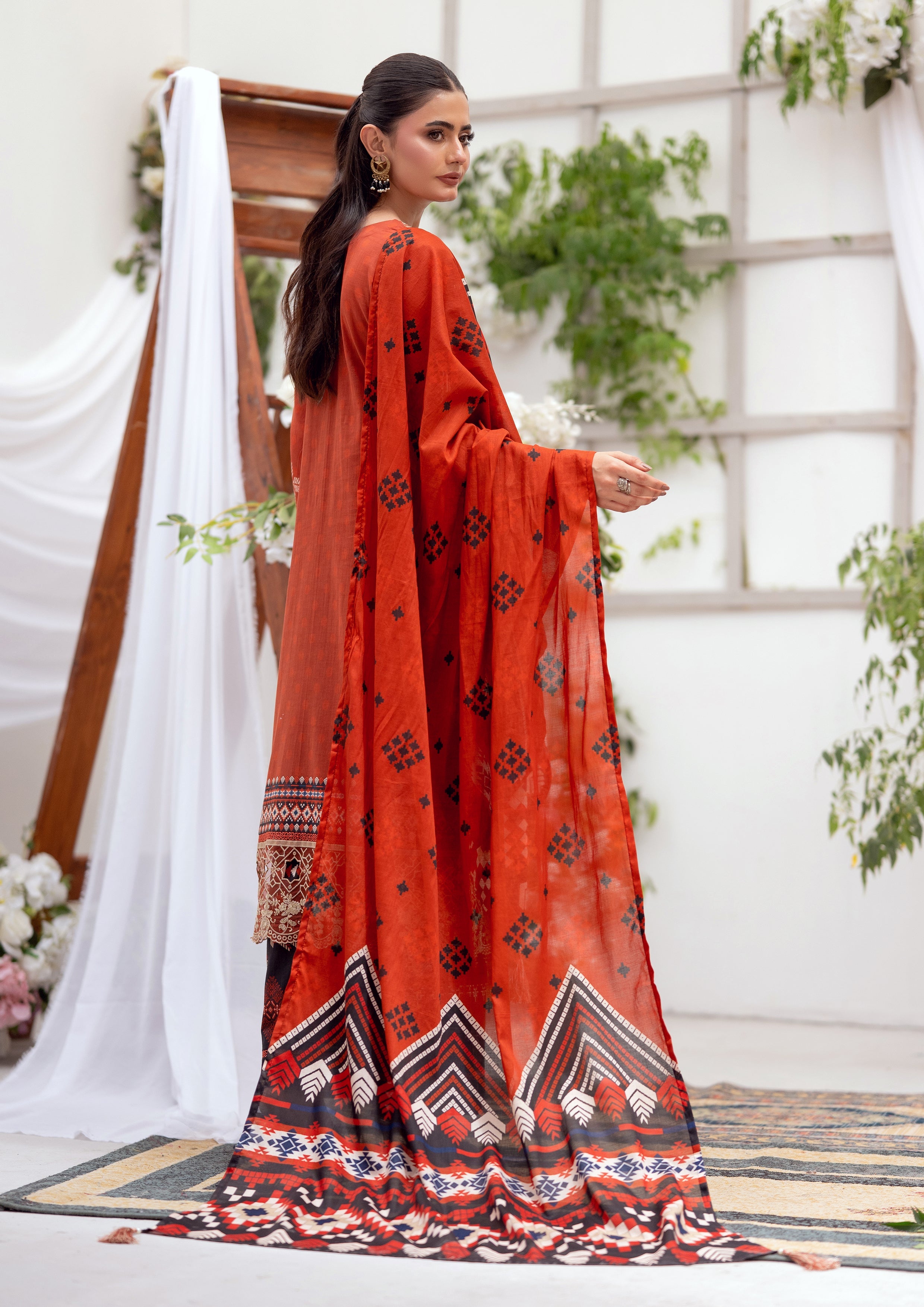 Zenith BN-1162 - 3 Piece Stitched Fancy Heavy Embroidered - Bint-e-Noor
