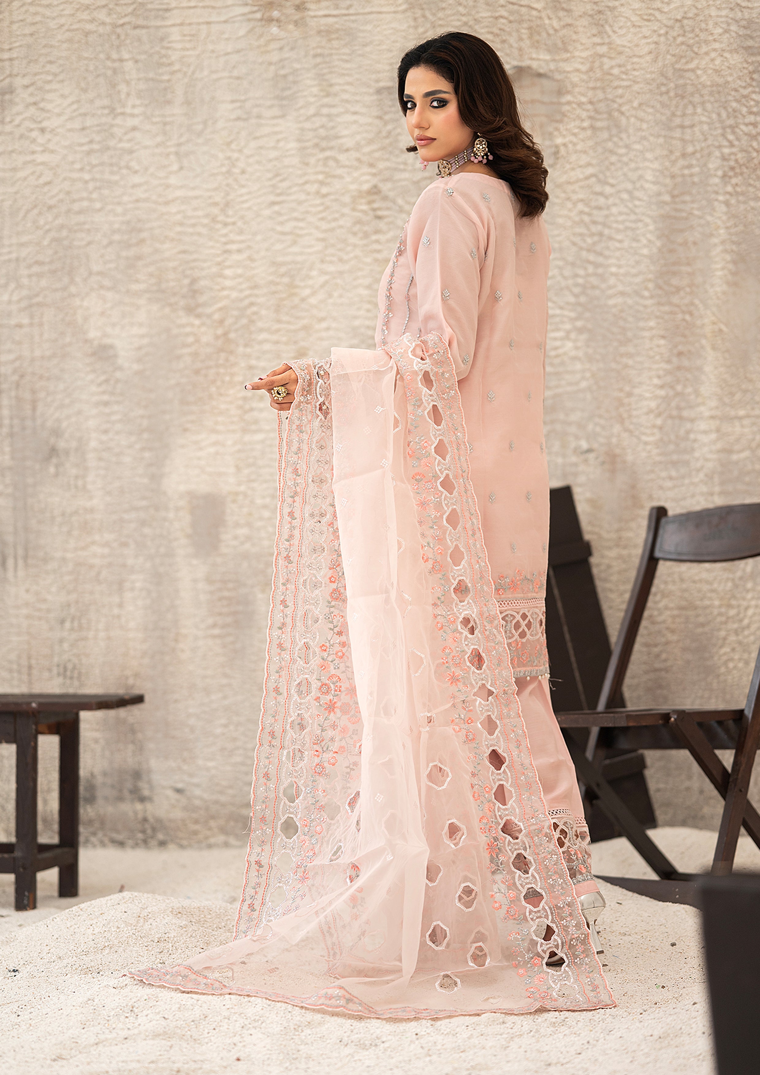Huriyah BN-9983 - 3 Piece Stitched Fancy Heavy Embroidered - Bint-e-Noor