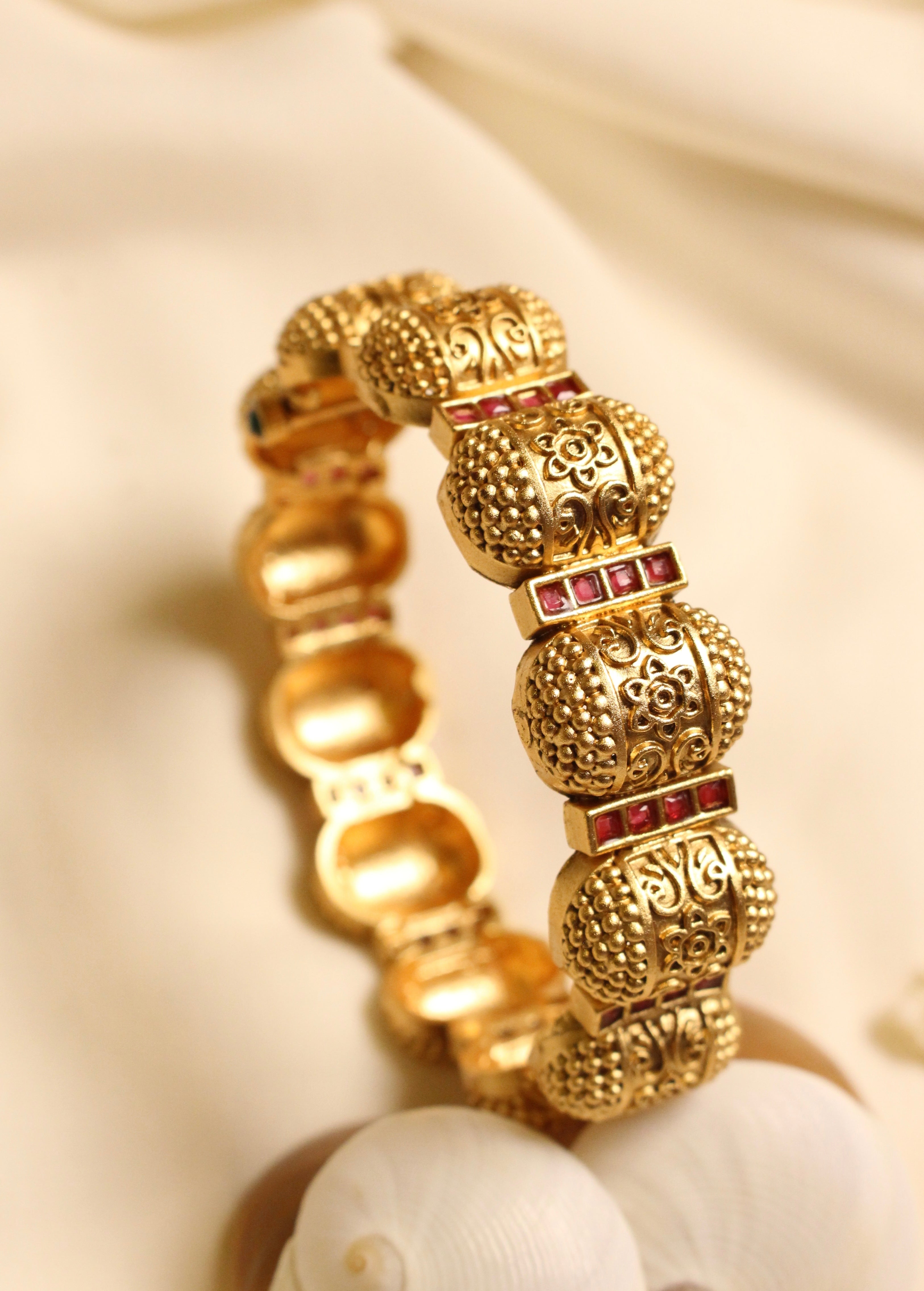 Heritage 6 - Aloro Jewels