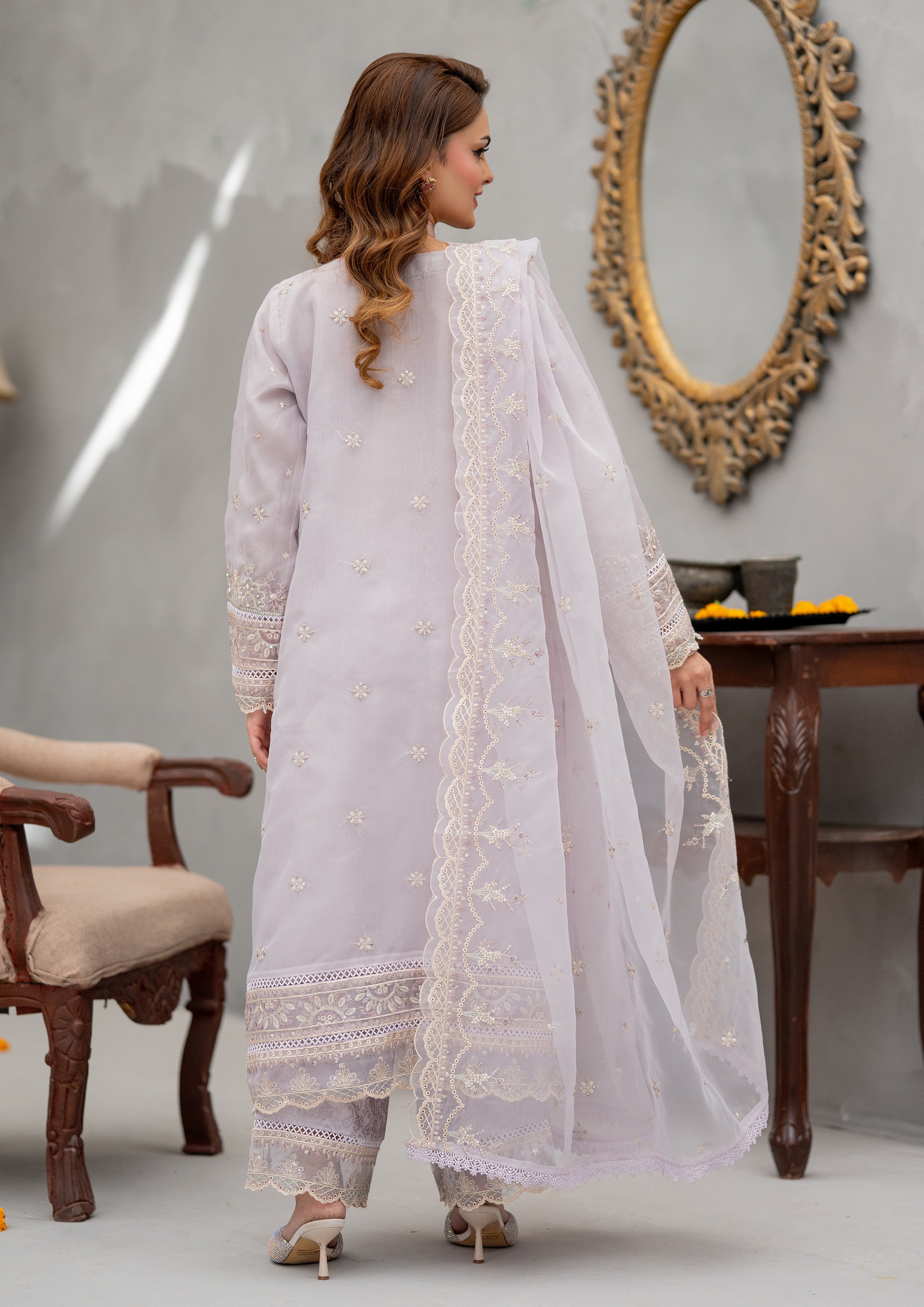 Parisa BN-9998 - 3 Piece Stitched Fancy Heavy Embroidered - Bint-e-Noor