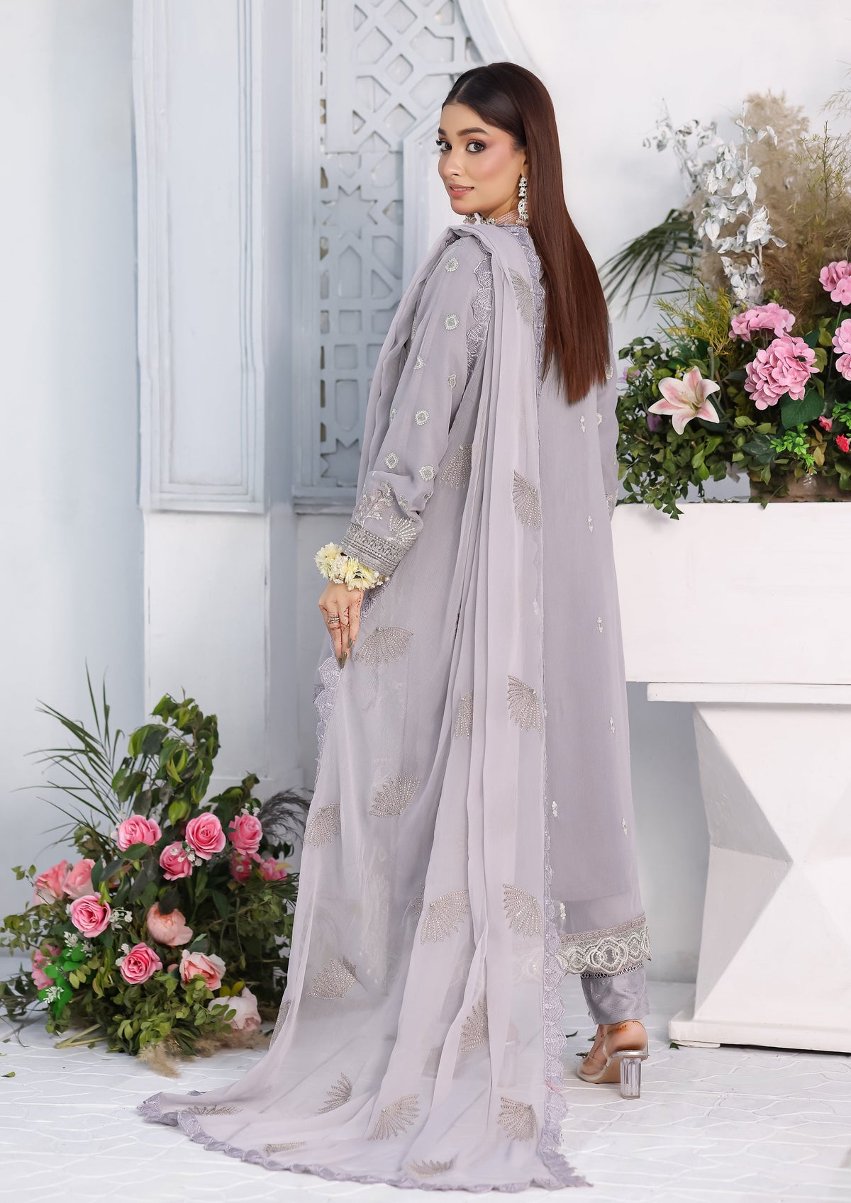 Talia BN-1076 - 3 Piece Stitched Fancy Heavy Embroidered - Bint-e-Noor