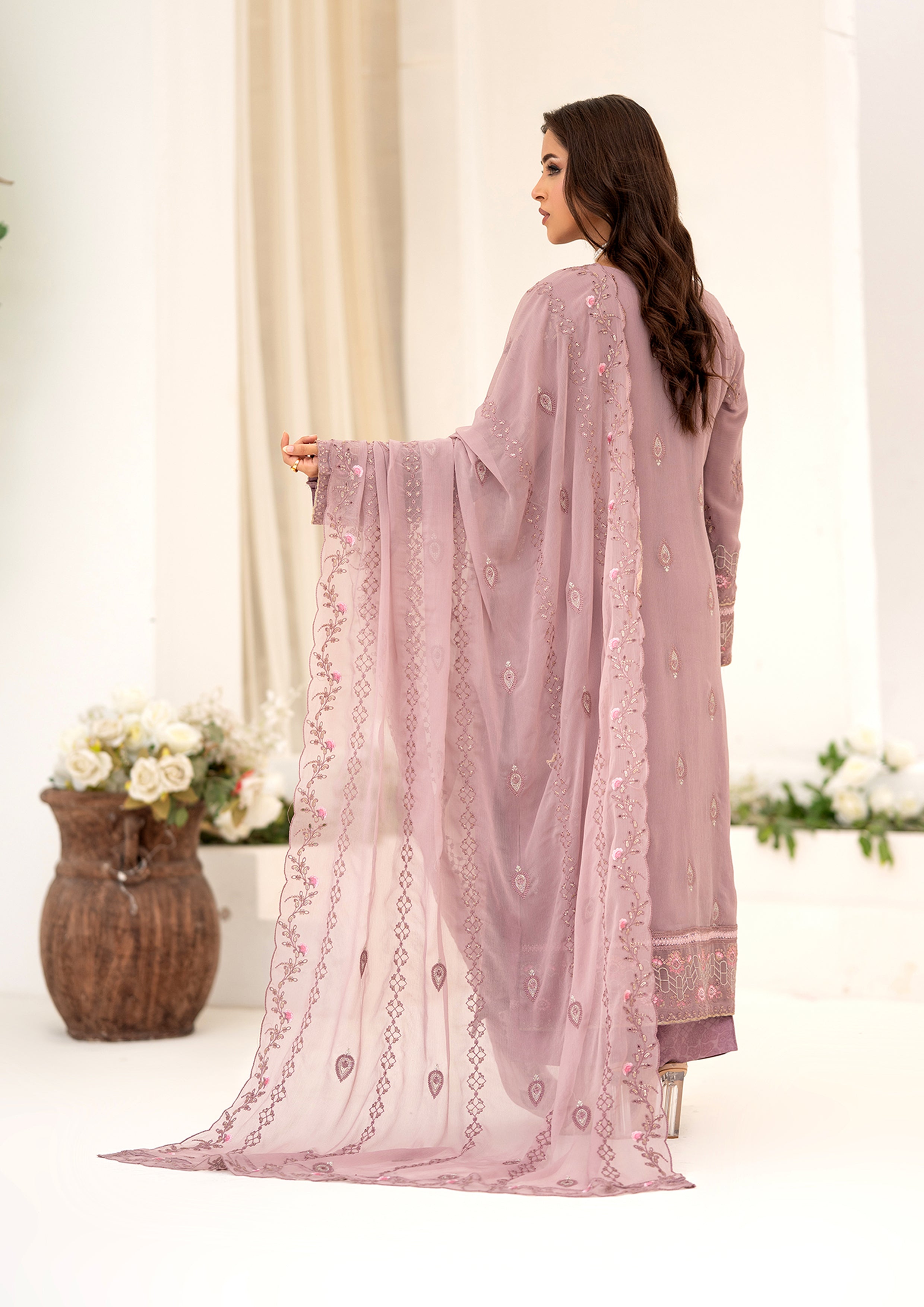 Ifrah BN-1134 - 3 Piece Stitched Fancy Heavy Embroidered - Bint-e-Noor