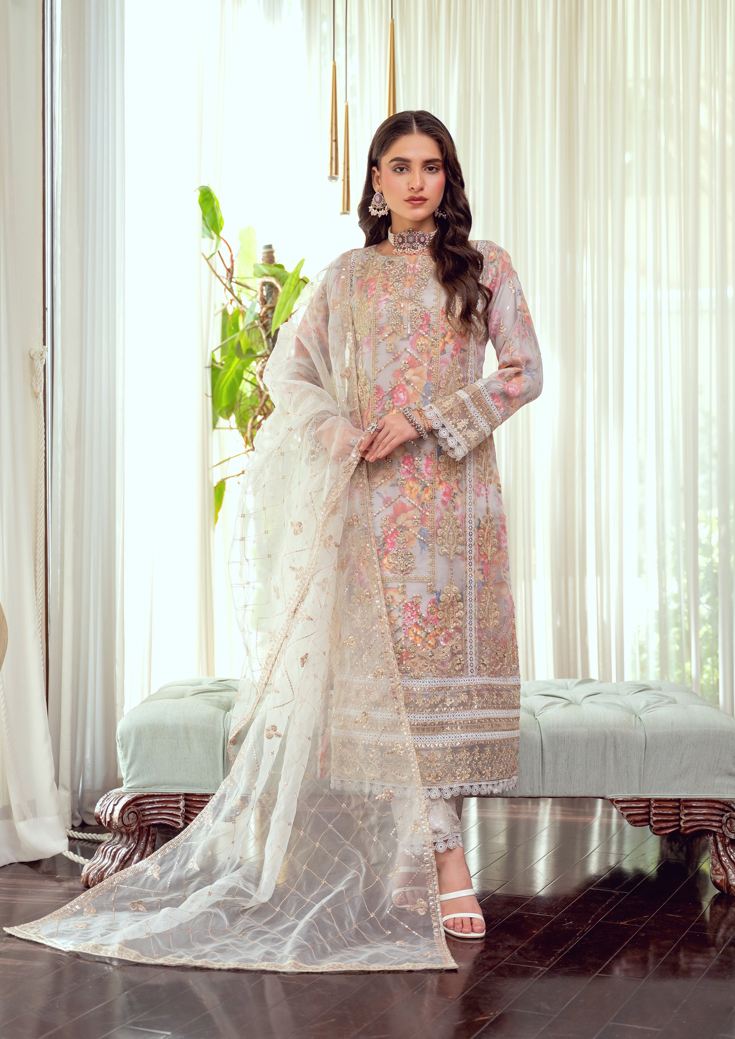 Zoraline BN-1073 - 3 Piece Stitched Fancy Heavy Embroidered - Bint-e-Noor