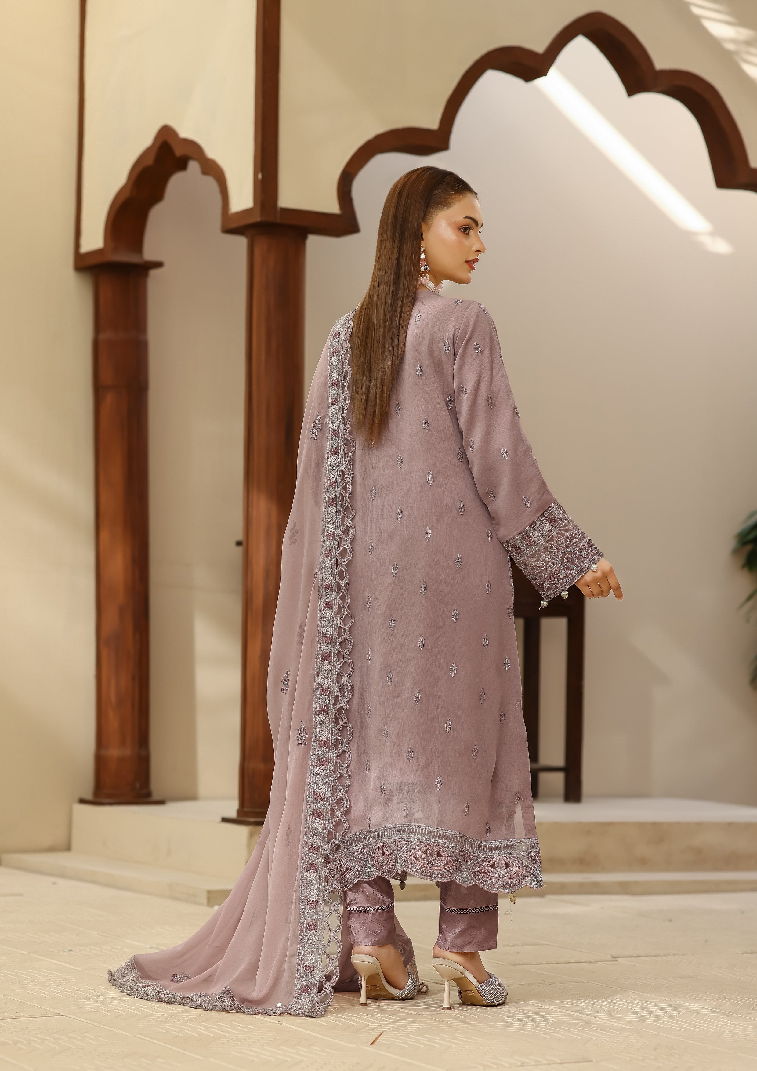 Usha BN-1021 - 3 Piece Stitched Fancy Heavy Embroidered - Bint-e-Noor