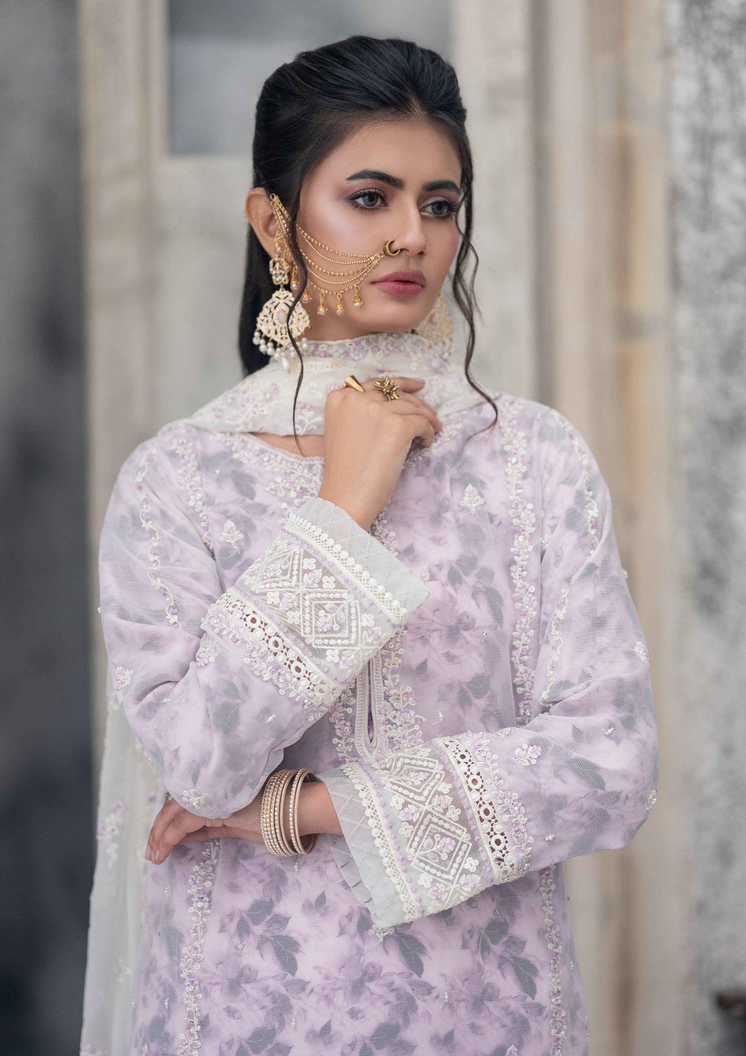 Cinderella BN-1002 - 3 Piece Stitched Fancy Heavy Embroidered - Bint-e-Noor