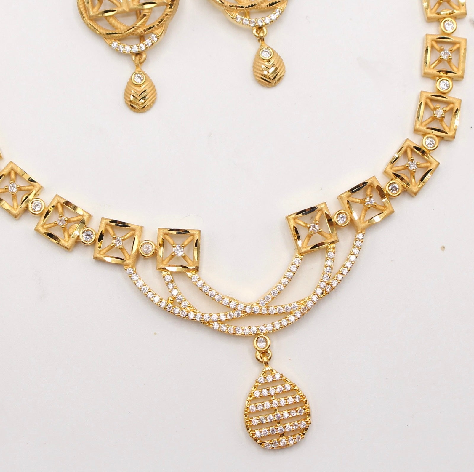 Gold Plated Drop Chain - Aloro Jewels