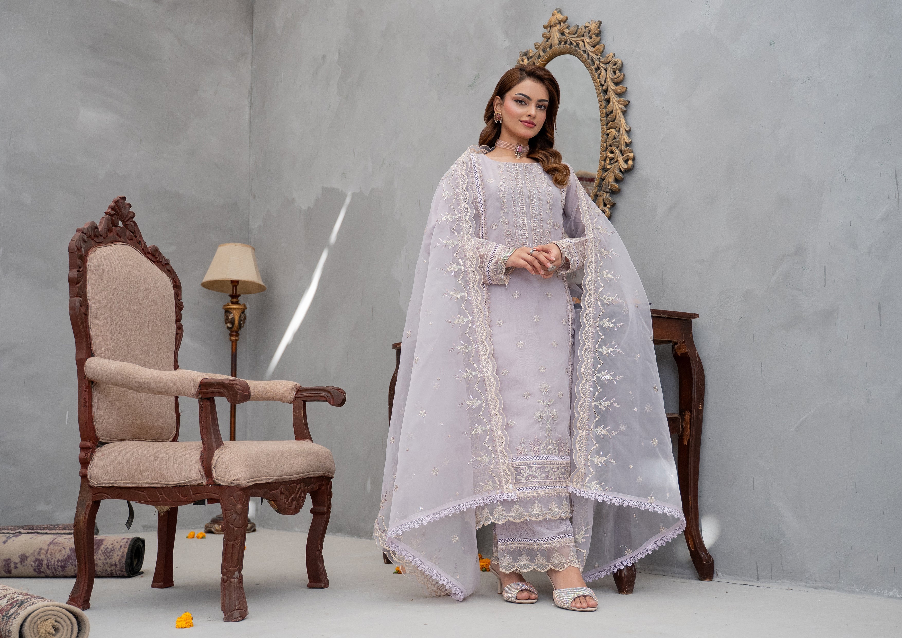 Parisa BN-9998 - 3 Piece Stitched Fancy Heavy Embroidered - Bint-e-Noor