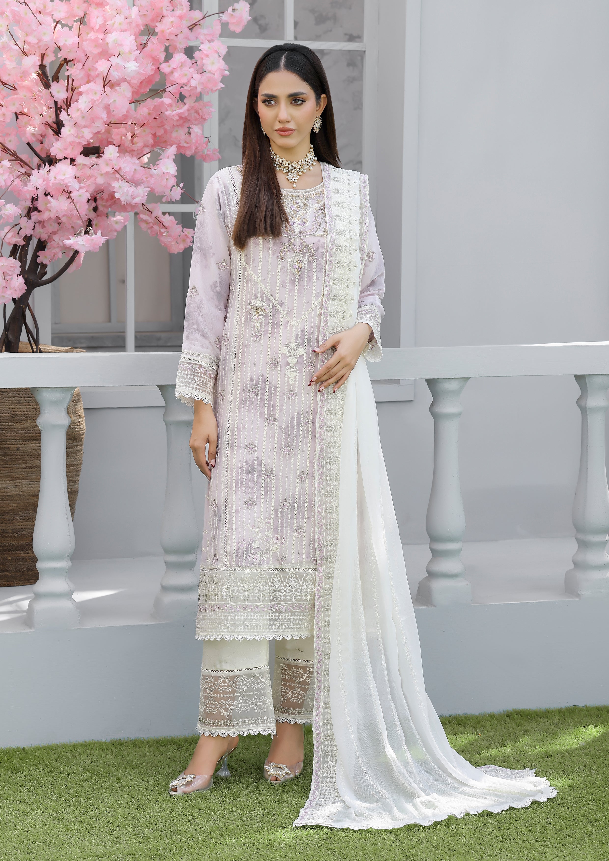 Firyal BN-1007 - 3 Piece Stitched Fancy Heavy Embroidered - Bint-e-Noor
