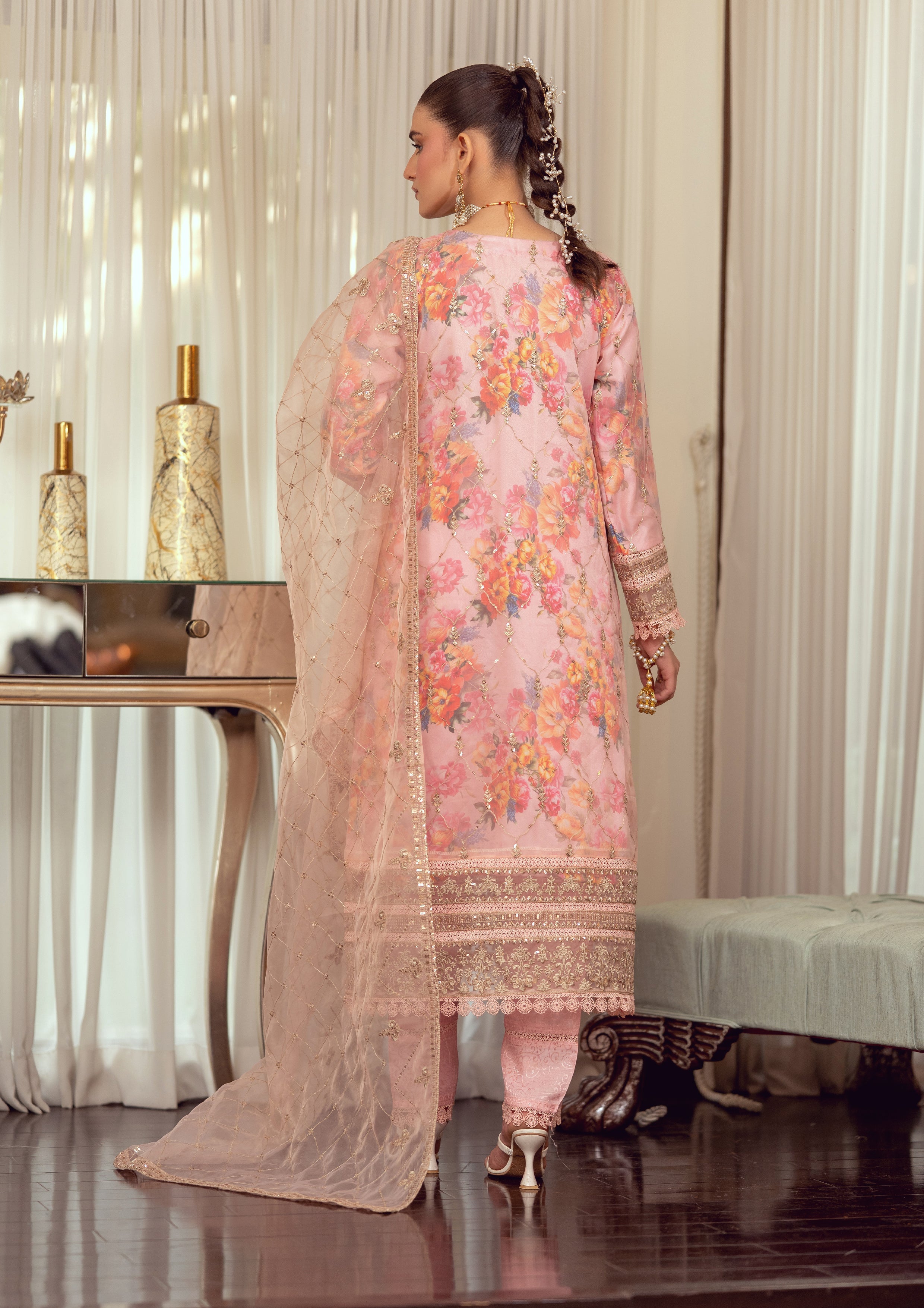 Zoraline BN-1074 - 3 Piece Stitched Fancy Heavy Embroidered - Bint-e-Noor