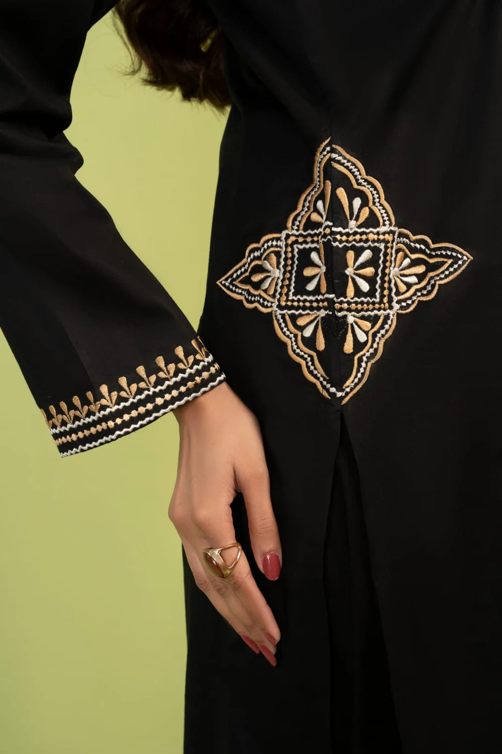 PEARL BLACK - RSM Collection
