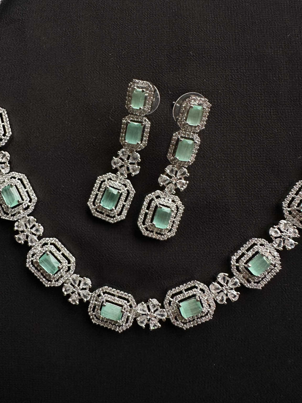 Aqua Elegance Crystal Premium Jewelry Set Necklace & Earrings - Hina Jewellery