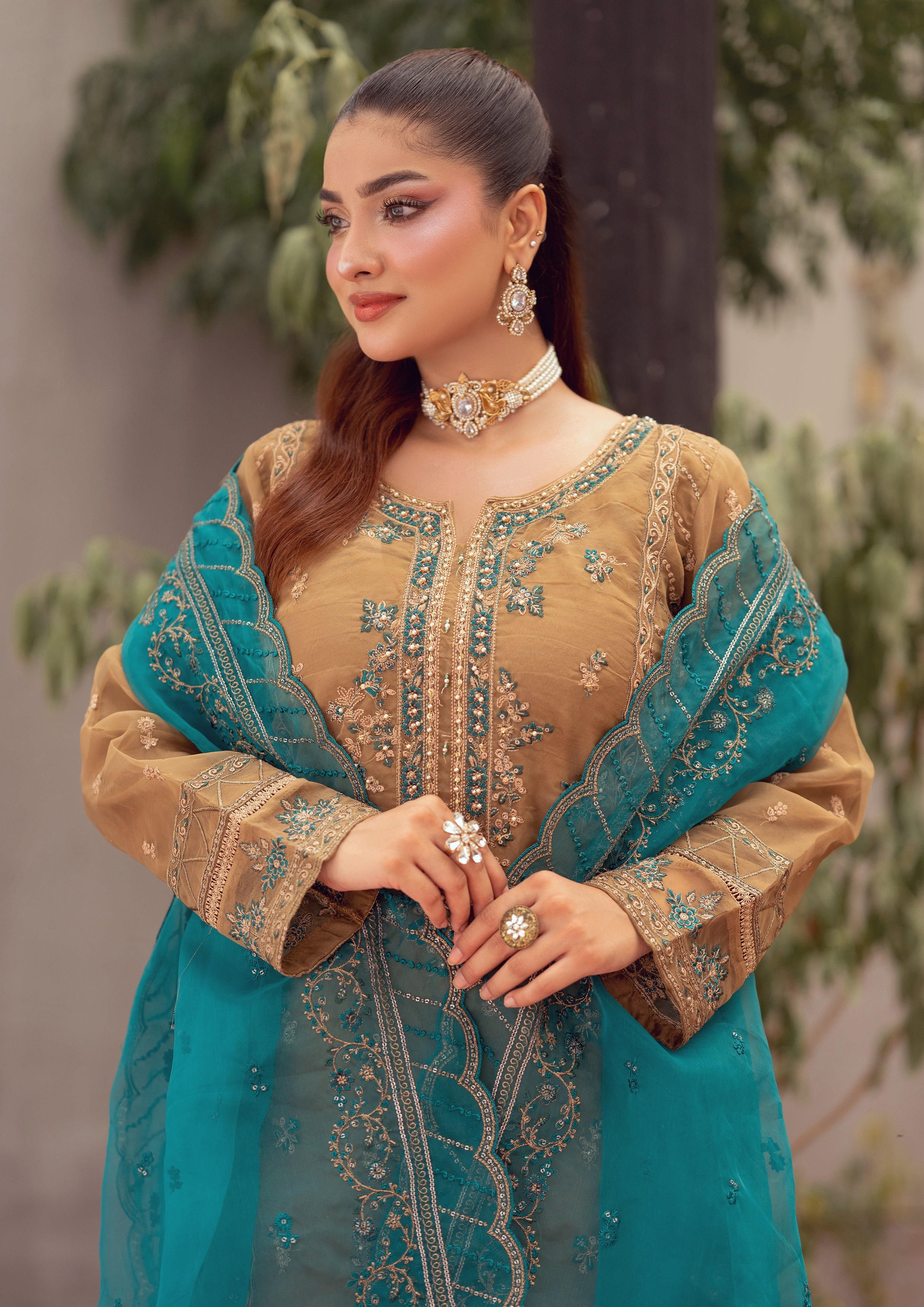 Faliha BN-1150 - 3 Piece Stitched Fancy Heavy Embroidered - Bint-e-Noor