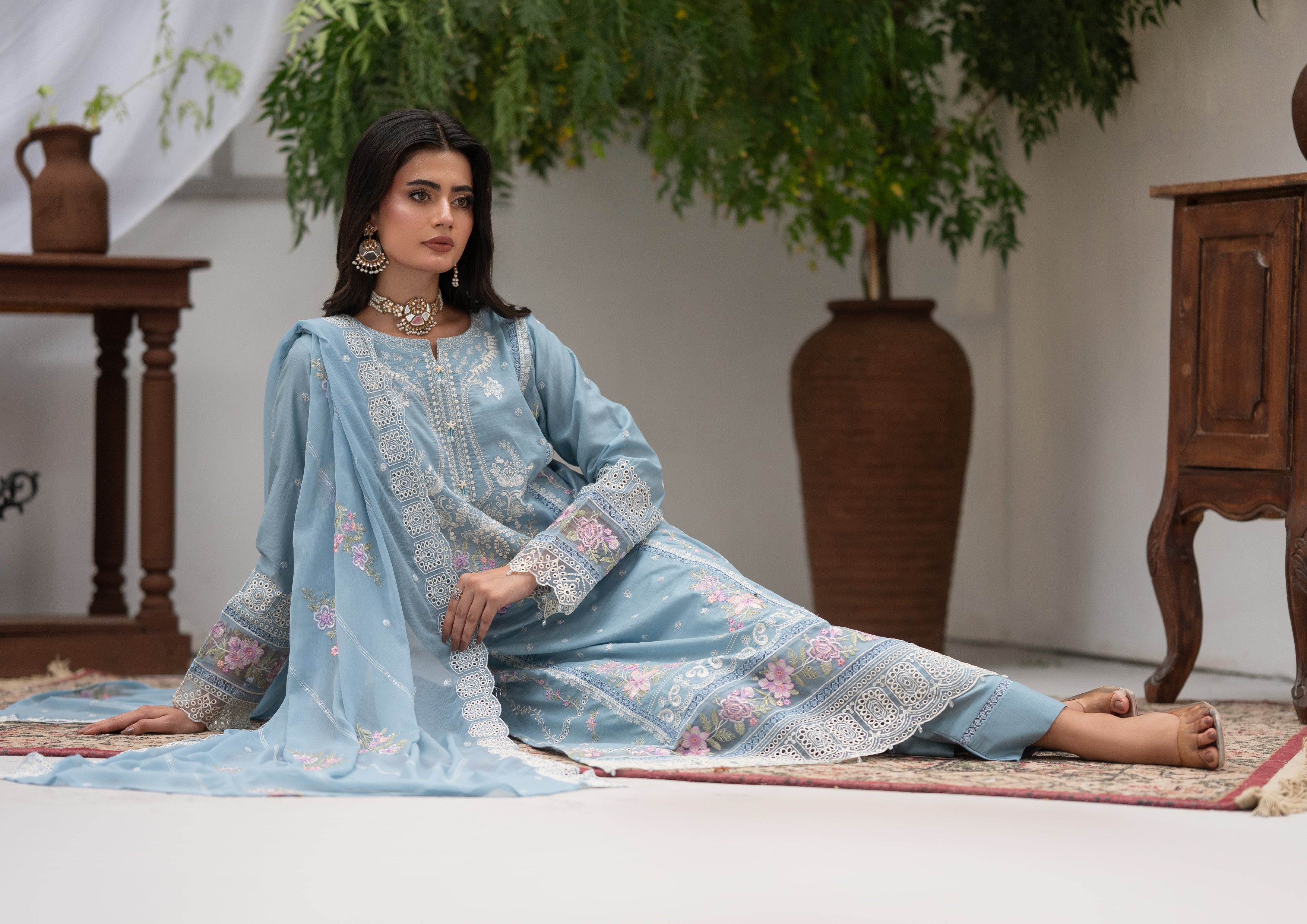 Farwa BN-1159 - 3 Piece Stitched Fancy Heavy Embroidered - Bint-e-Noor