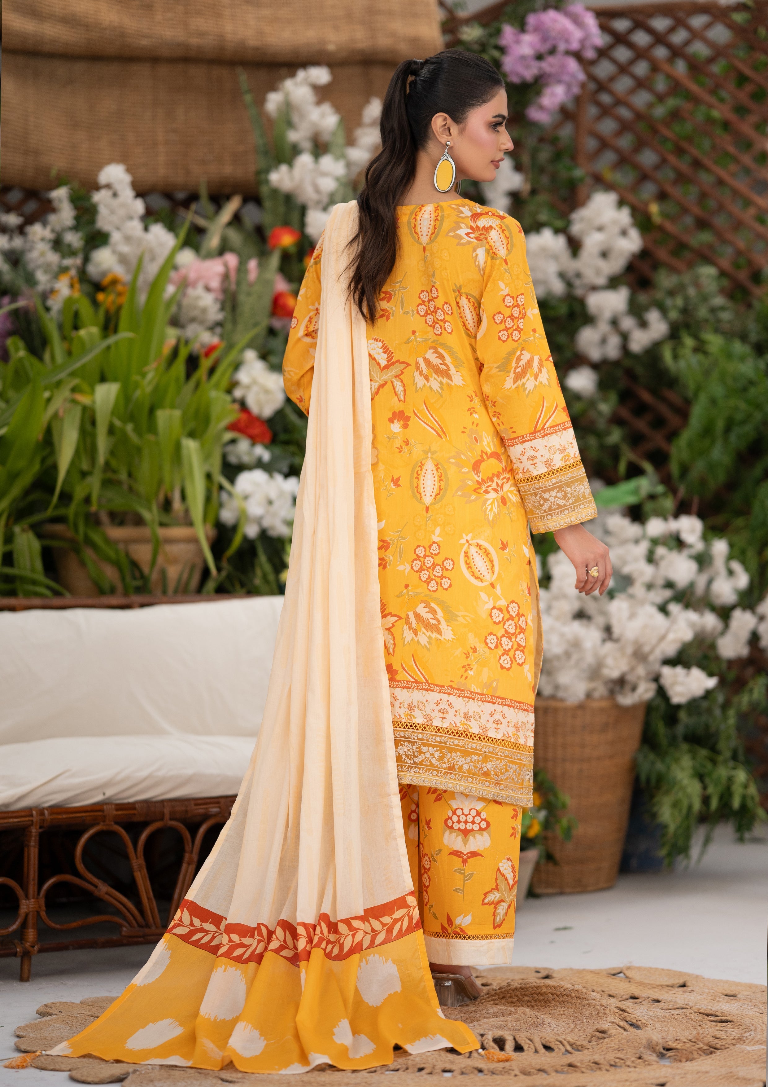 Zenith BN-1155 - 3 Piece Stitched Fancy Heavy Embroidered - Bint-e-Noor