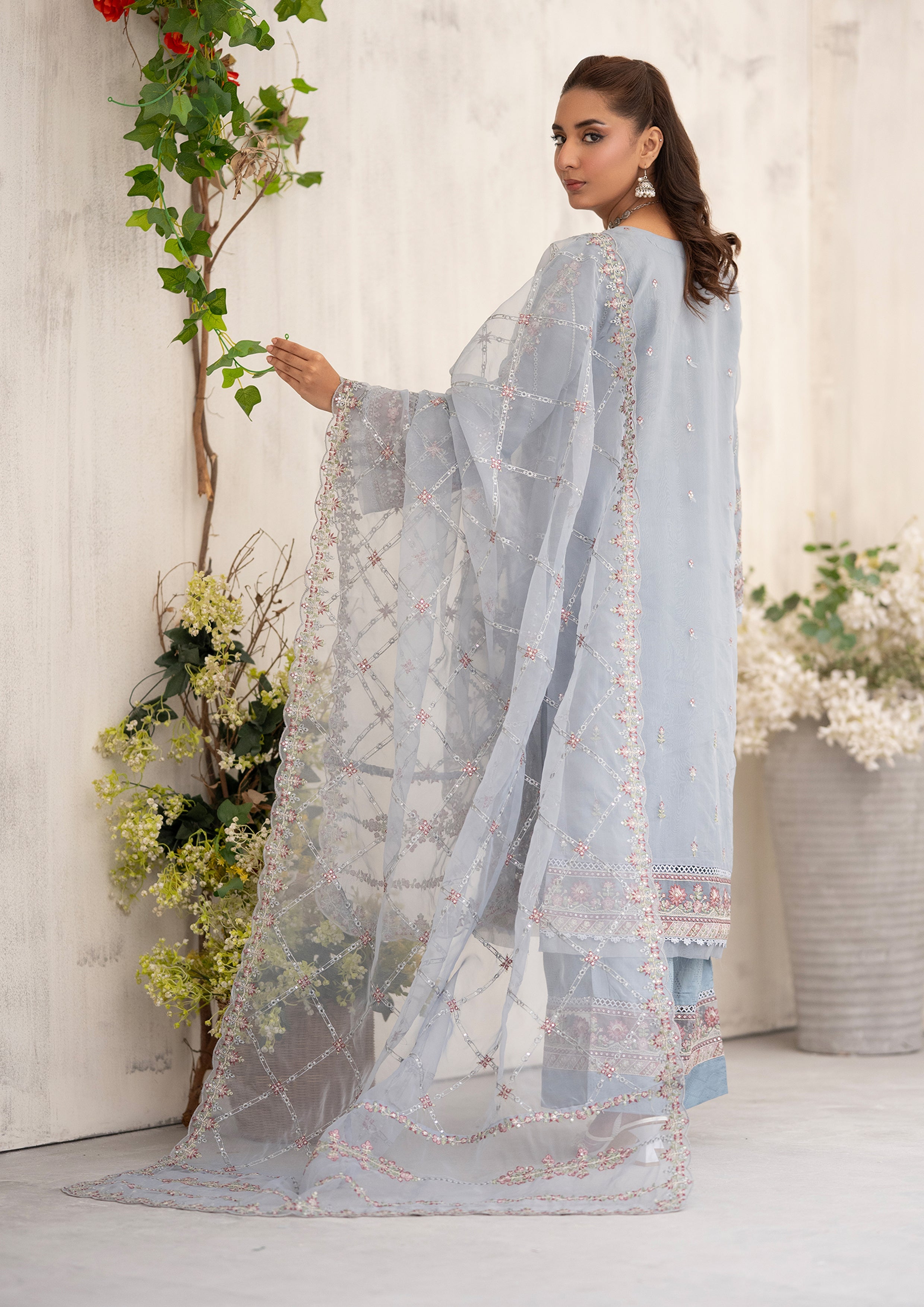 Farhin BN-1088 - 3 Piece Stitched Fancy Heavy Embroidered - Bint-e-Noor