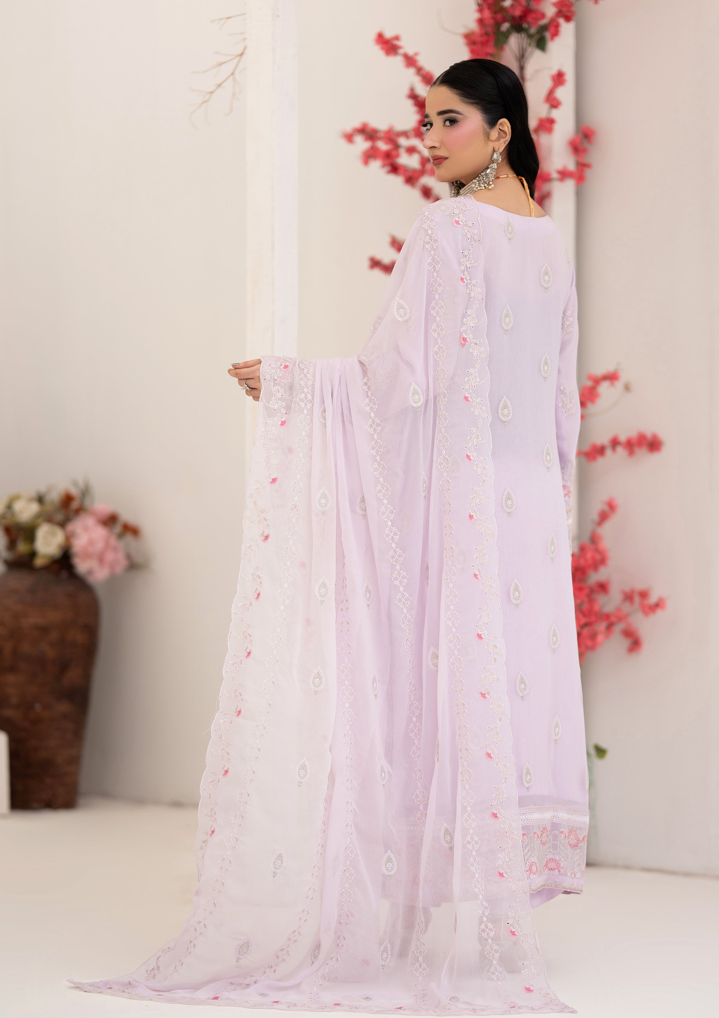 Ifrah BN-1135 - 3 Piece Stitched Fancy Heavy Embroidered - Bint-e-Noor