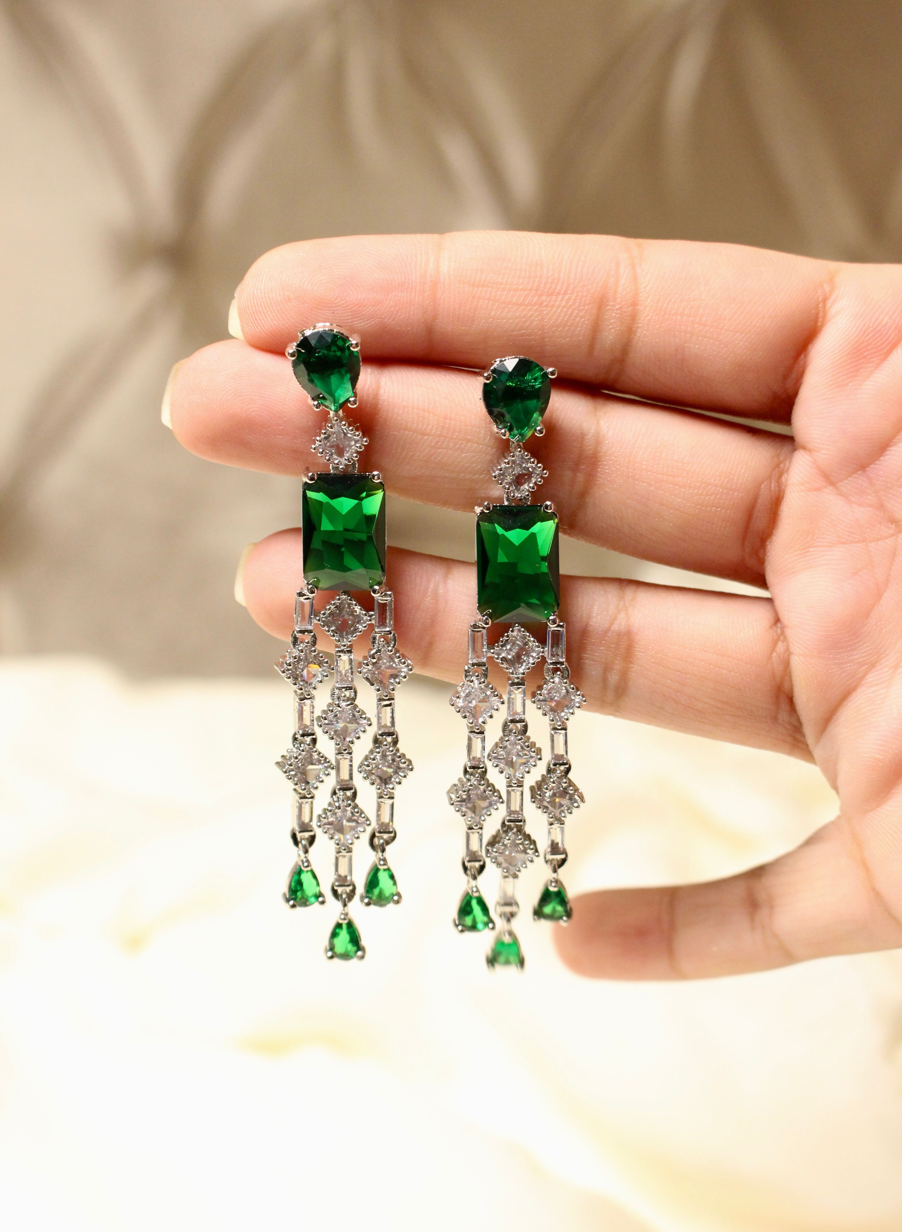 Sparkling Chandelier - Aloro Jewels
