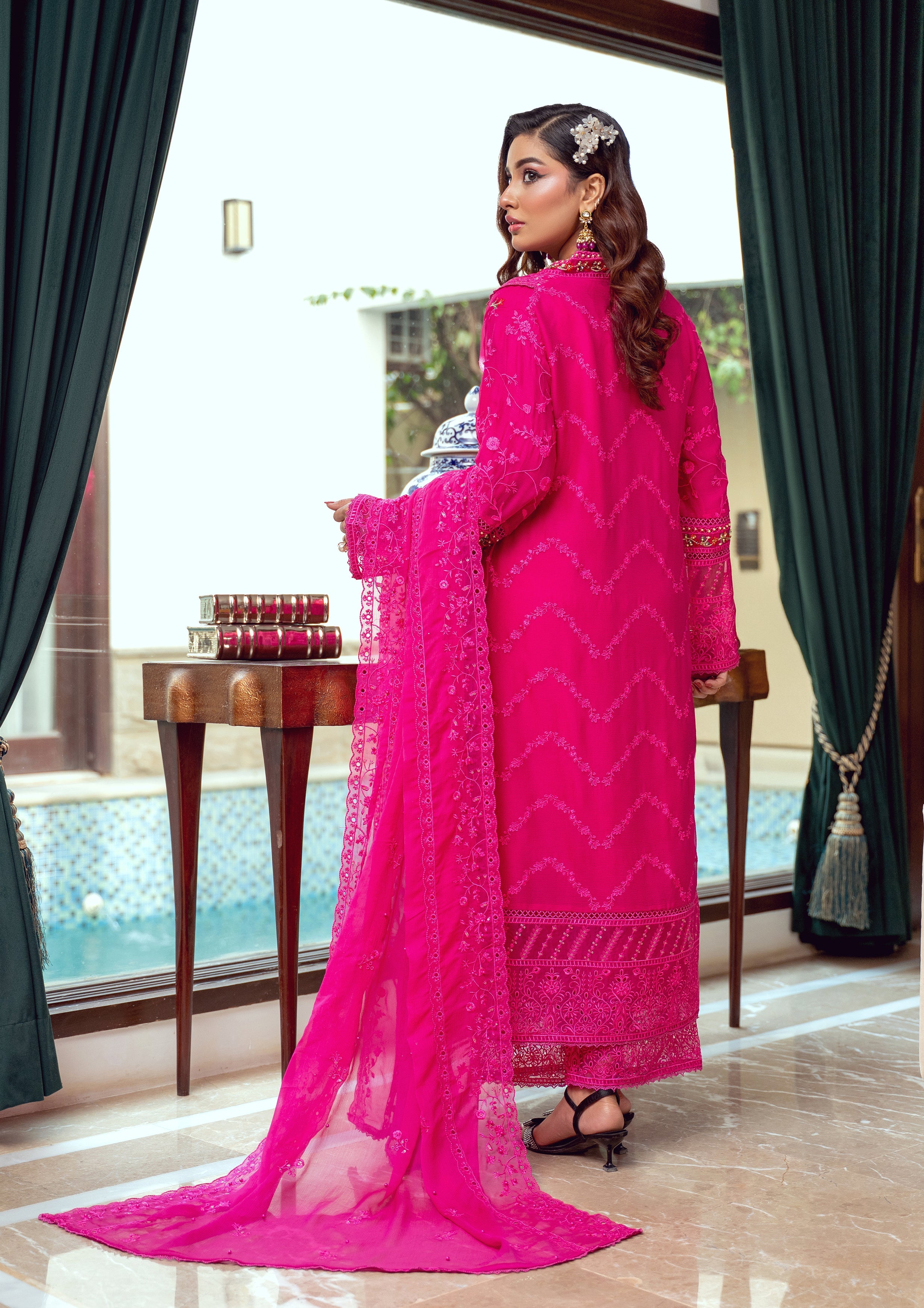 Omaira BN-1069 - 3 Piece Stitched Fancy Heavy Embroidered - Bint-e-Noor