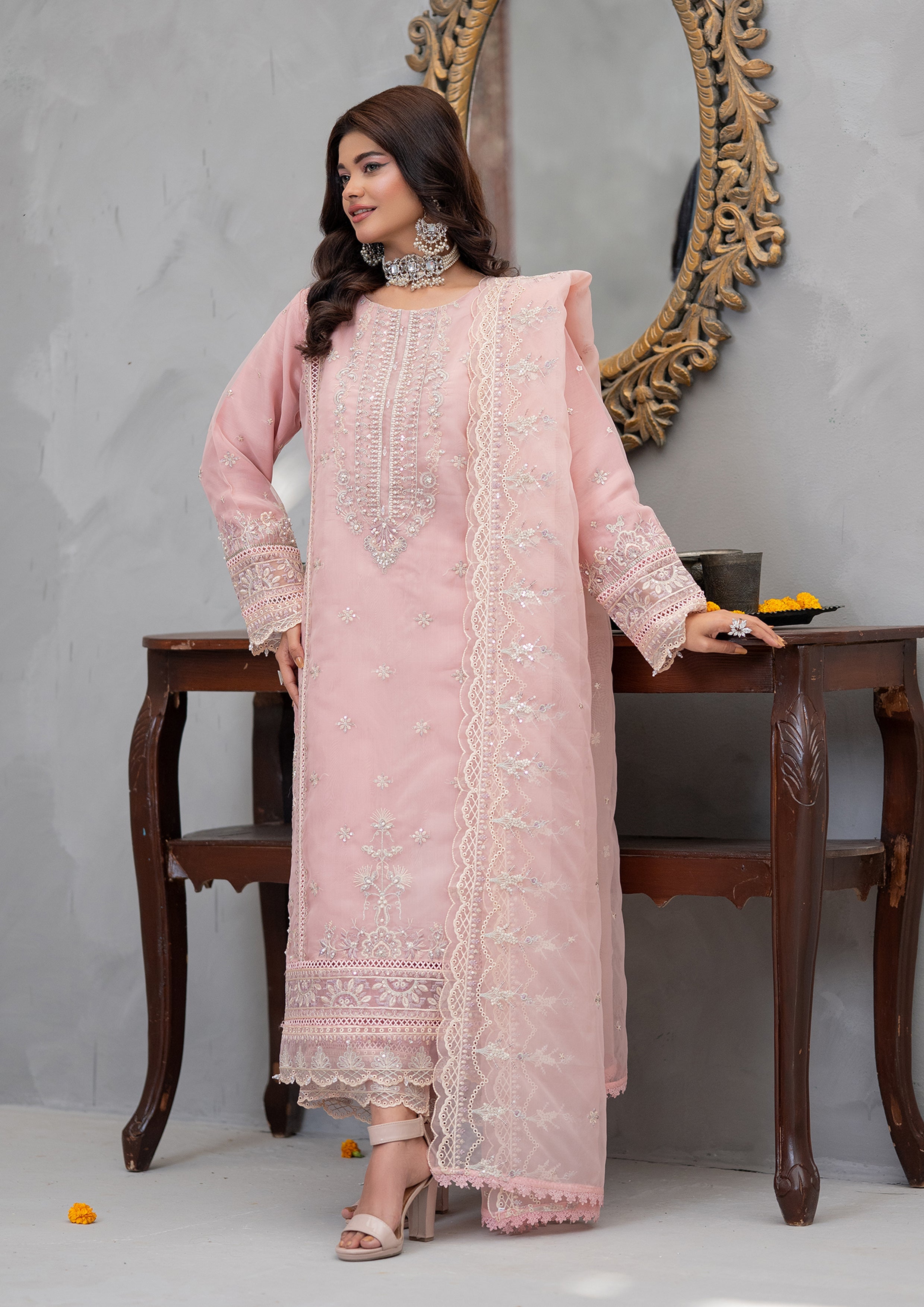 Parisa BN-9999 - 3 Piece Stitched Fancy Heavy Embroidered - Bint-e-Noor