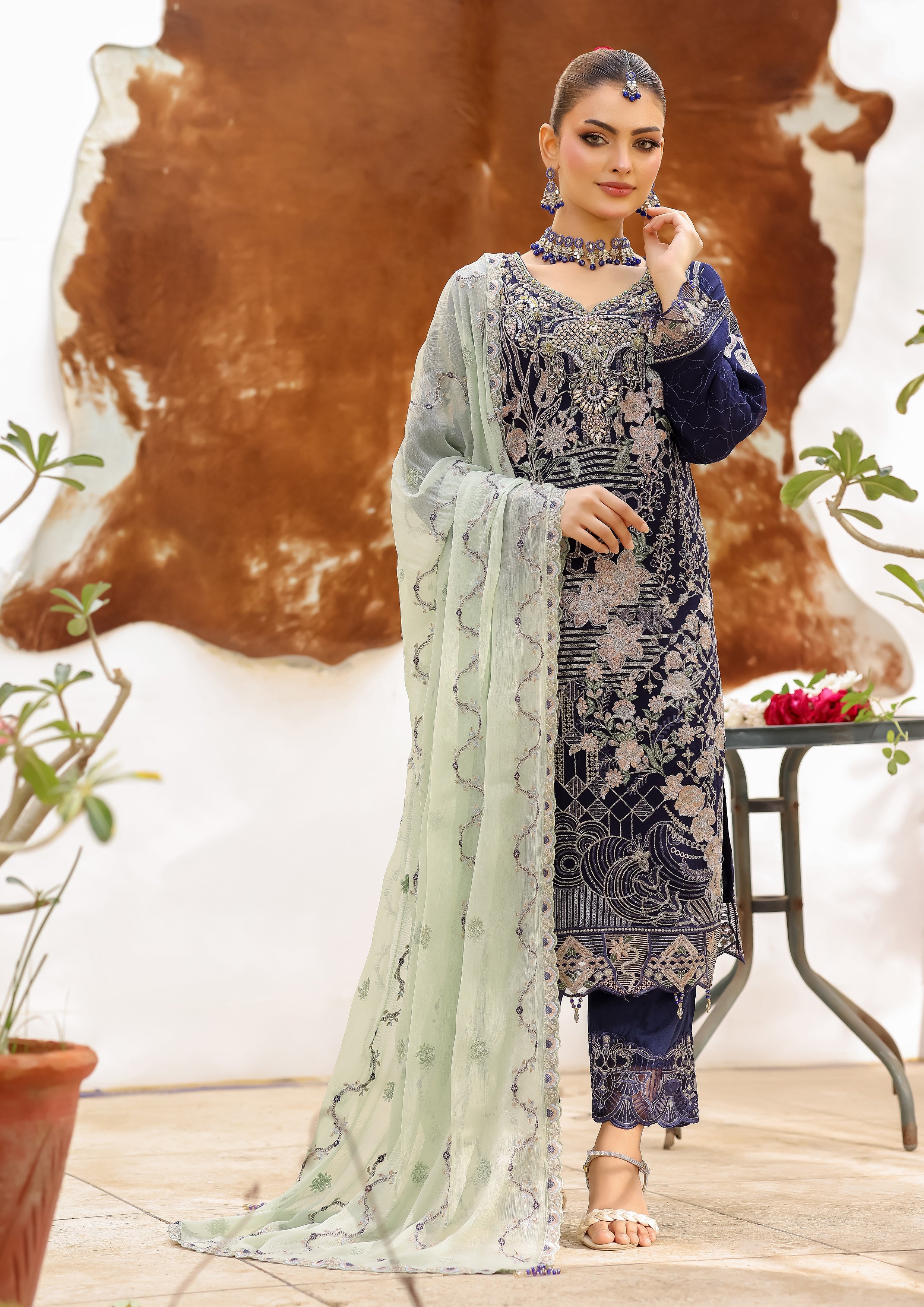 Elva BN-1014 - 3 Piece Stitched Fancy Heavy Embroidered - Bint-e-Noor