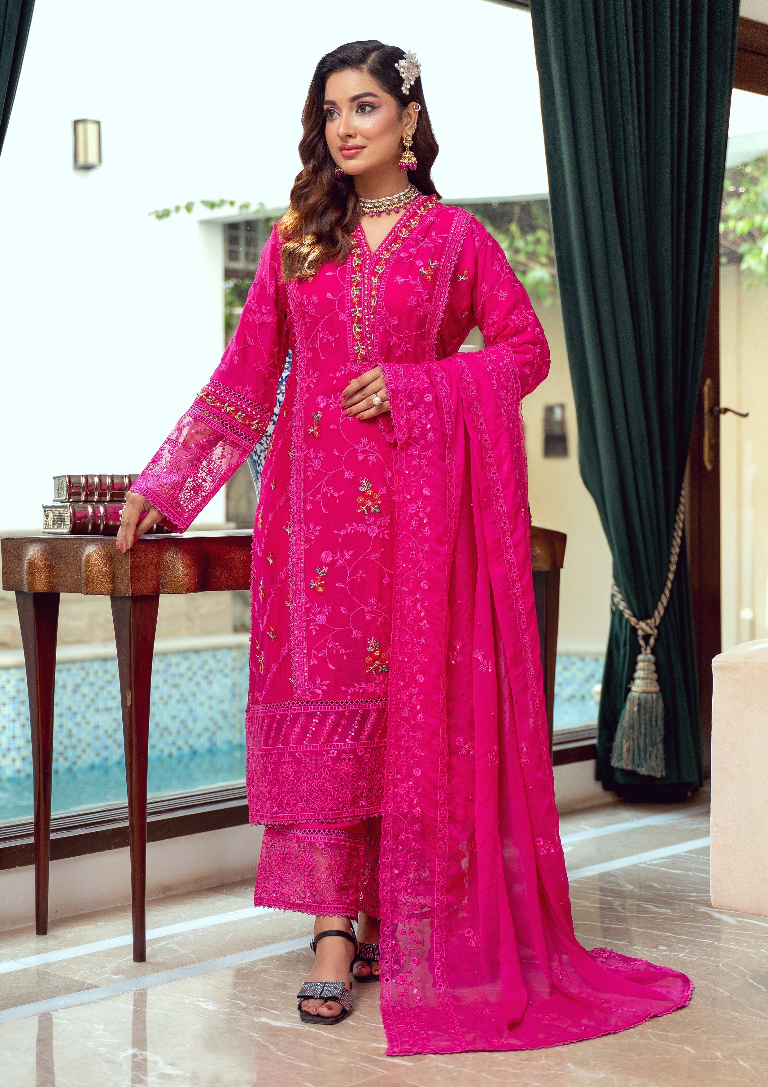 Omaira BN-1069 - 3 Piece Stitched Fancy Heavy Embroidered - Bint-e-Noor