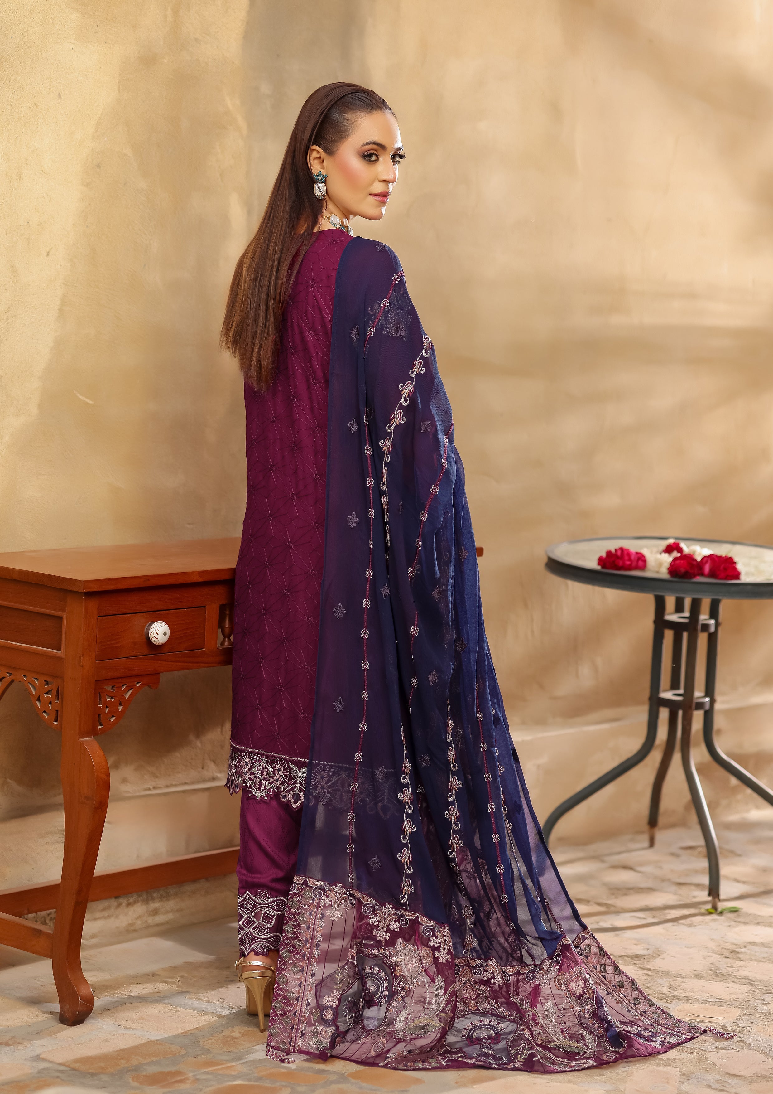 Elva BN-1018 - 3 Piece Stitched Fancy Heavy Embroidered - Bint-e-Noor