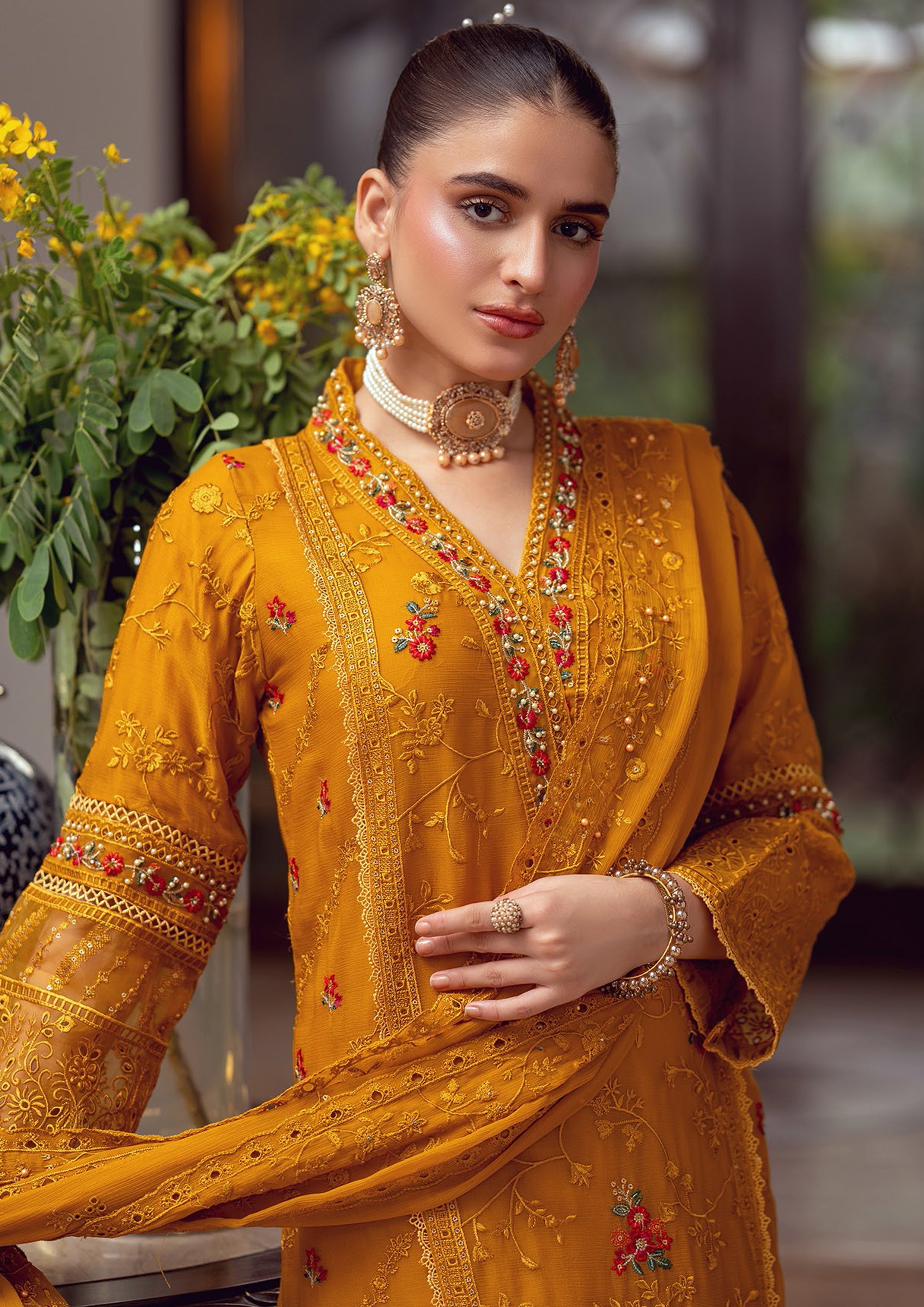 Omaira BN-1066 - 3 Piece Stitched Fancy Heavy Embroidered - Bint-e-Noor