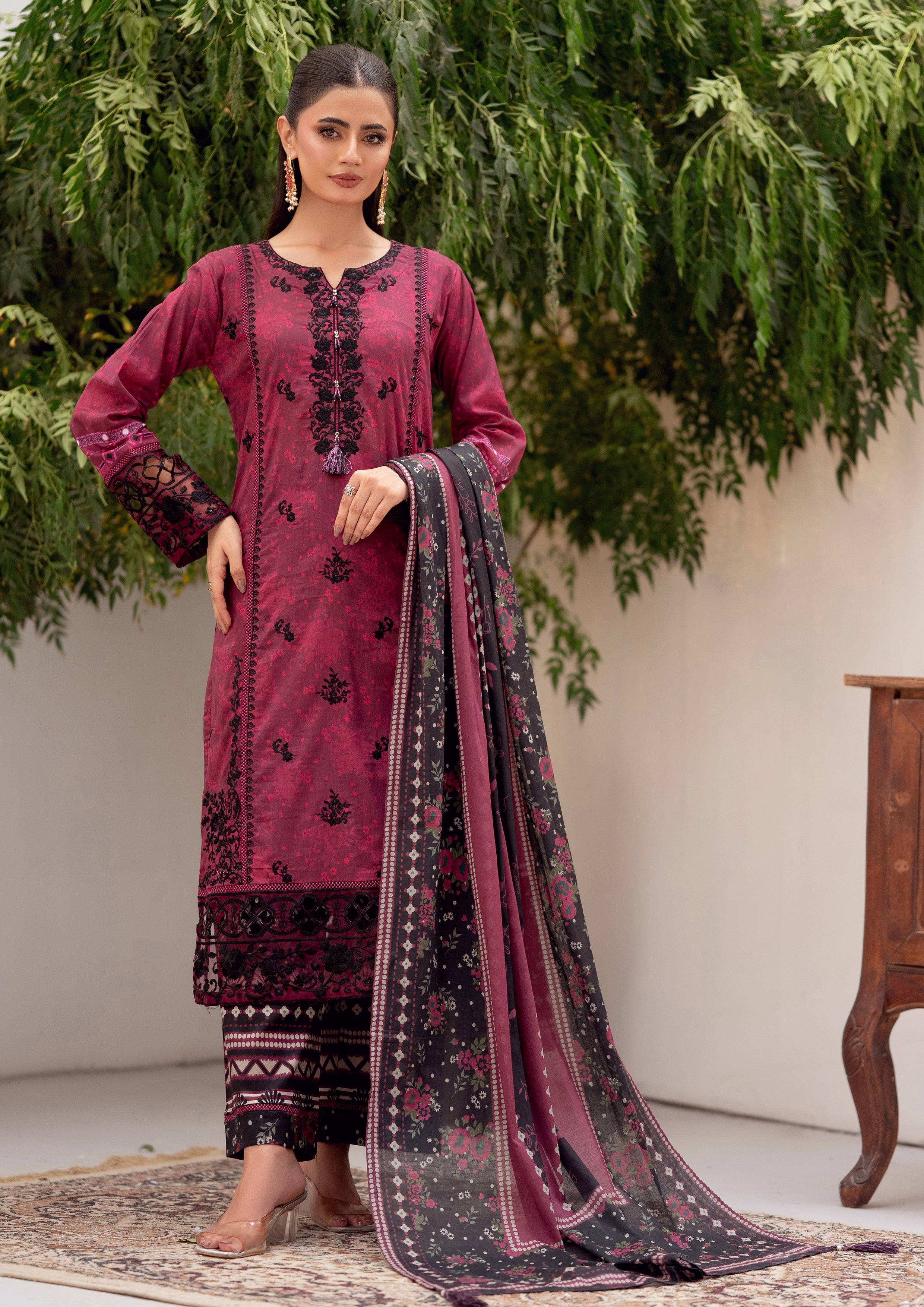 Zenith BN-1164 - 3 Piece Stitched Fancy Heavy Embroidered - Bint-e-Noor