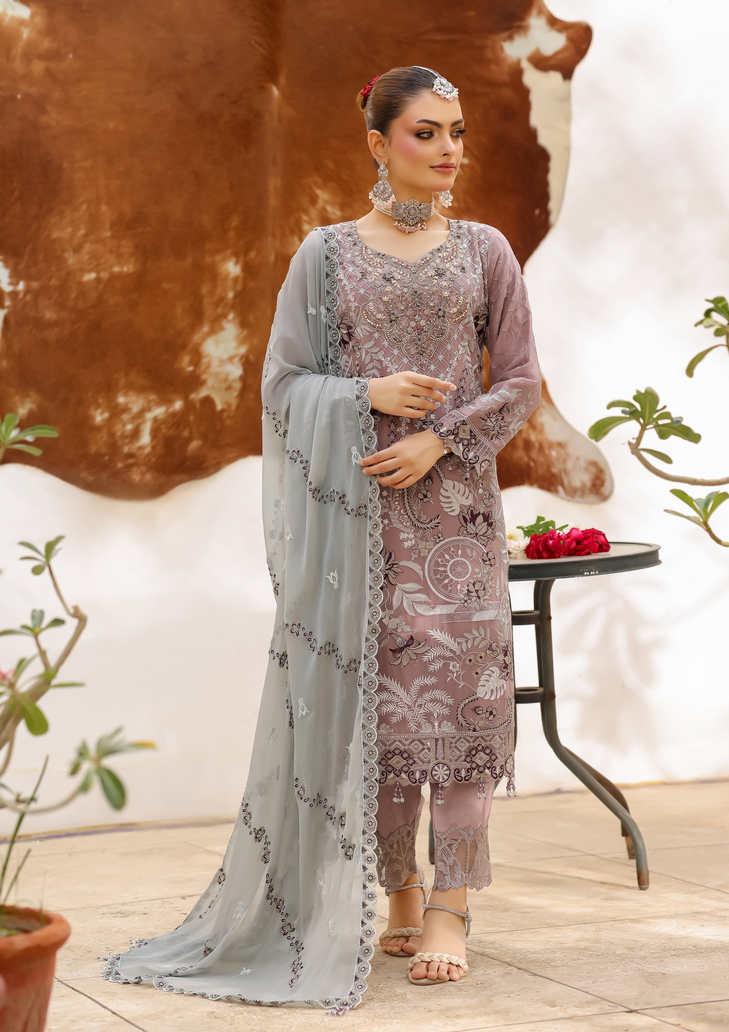 Elva BN-1015 - 3 Piece Stitched Fancy Heavy Embroidered - Bint-e-Noor