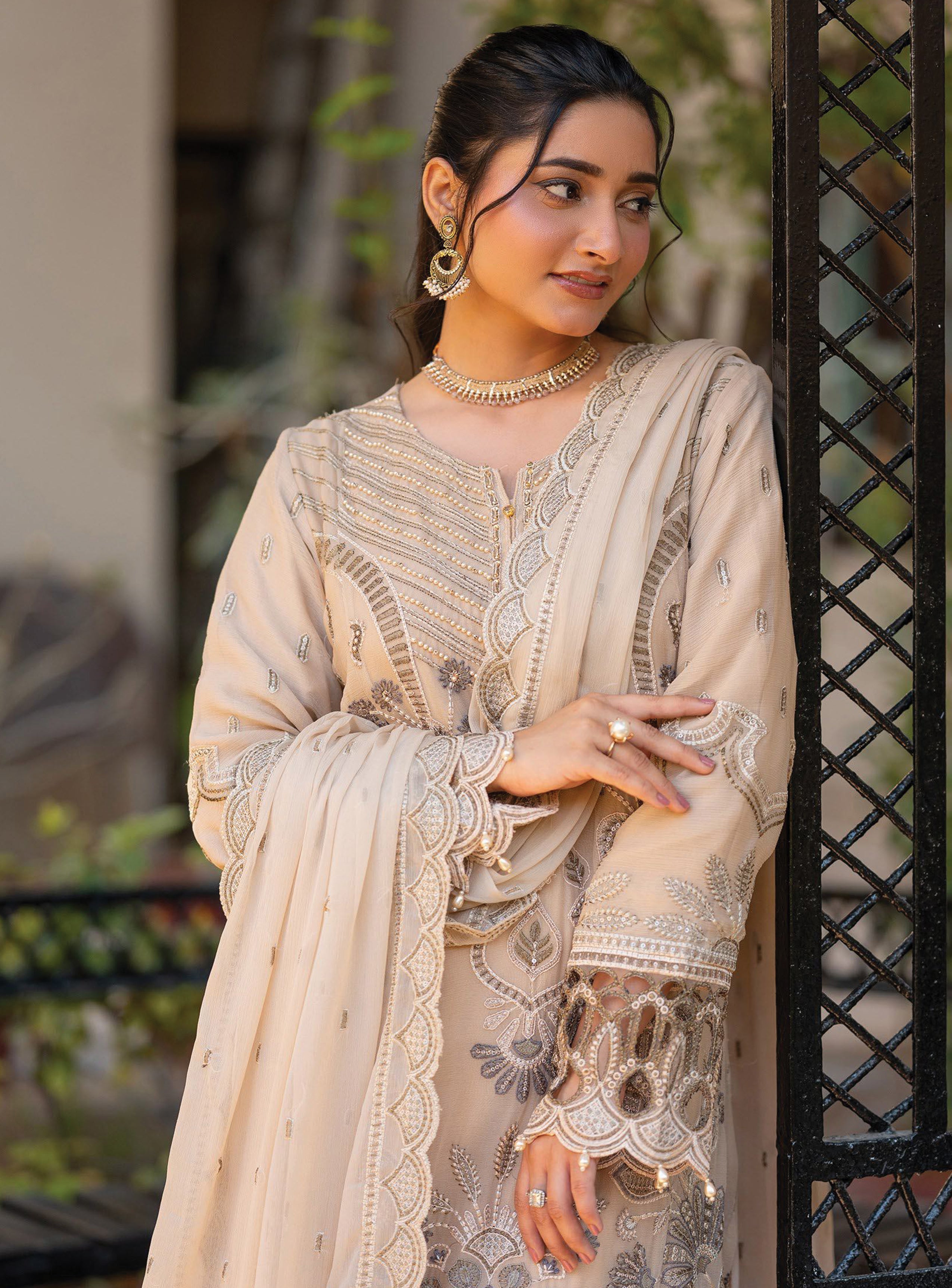 Asmira BN-1040 - 3 Piece Stitched Fancy Heavy Embroidered - Bint-e-Noor