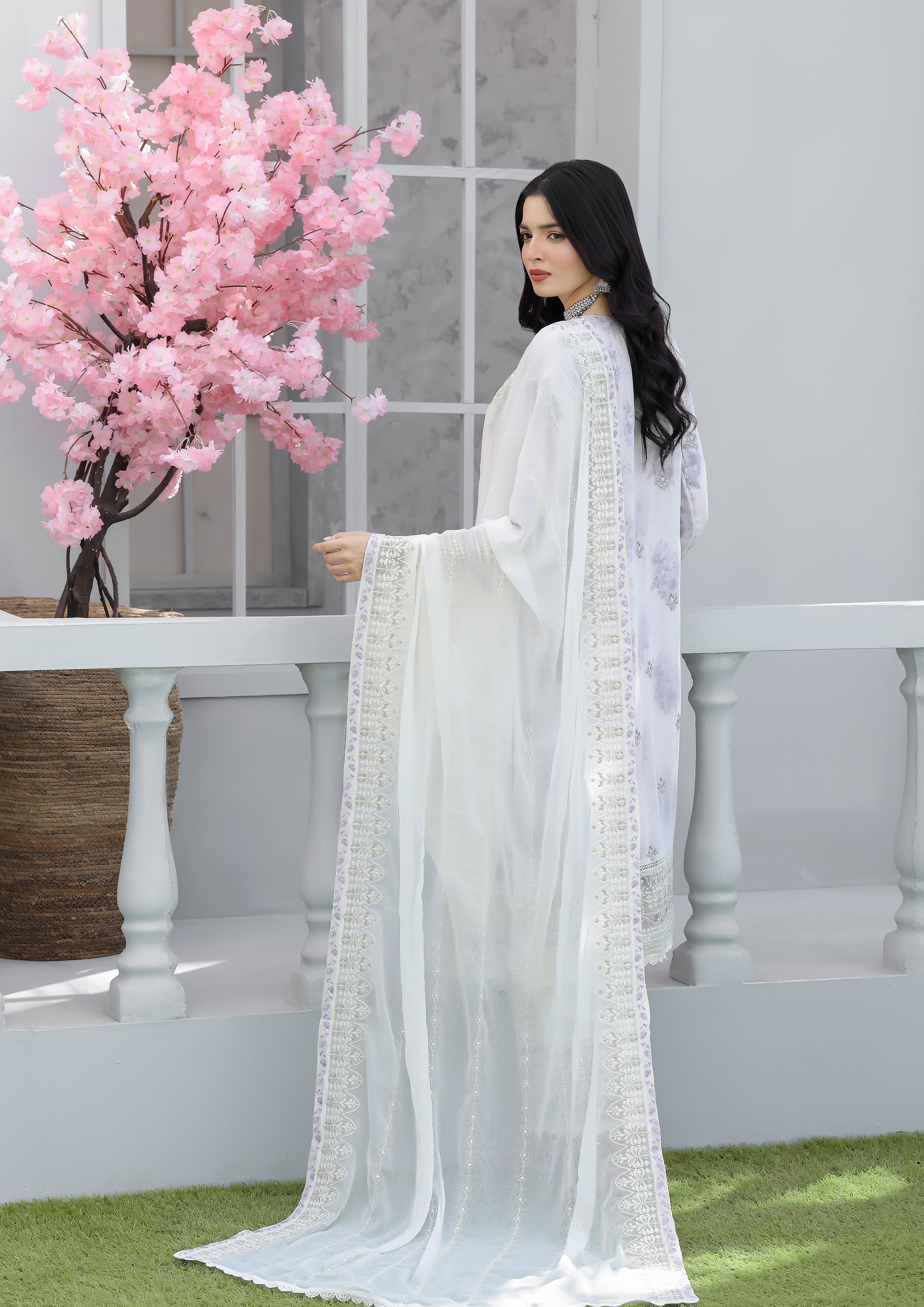 Firyal BN-1008 - 3 Piece Stitched Fancy Heavy Embroidered - Bint-e-Noor