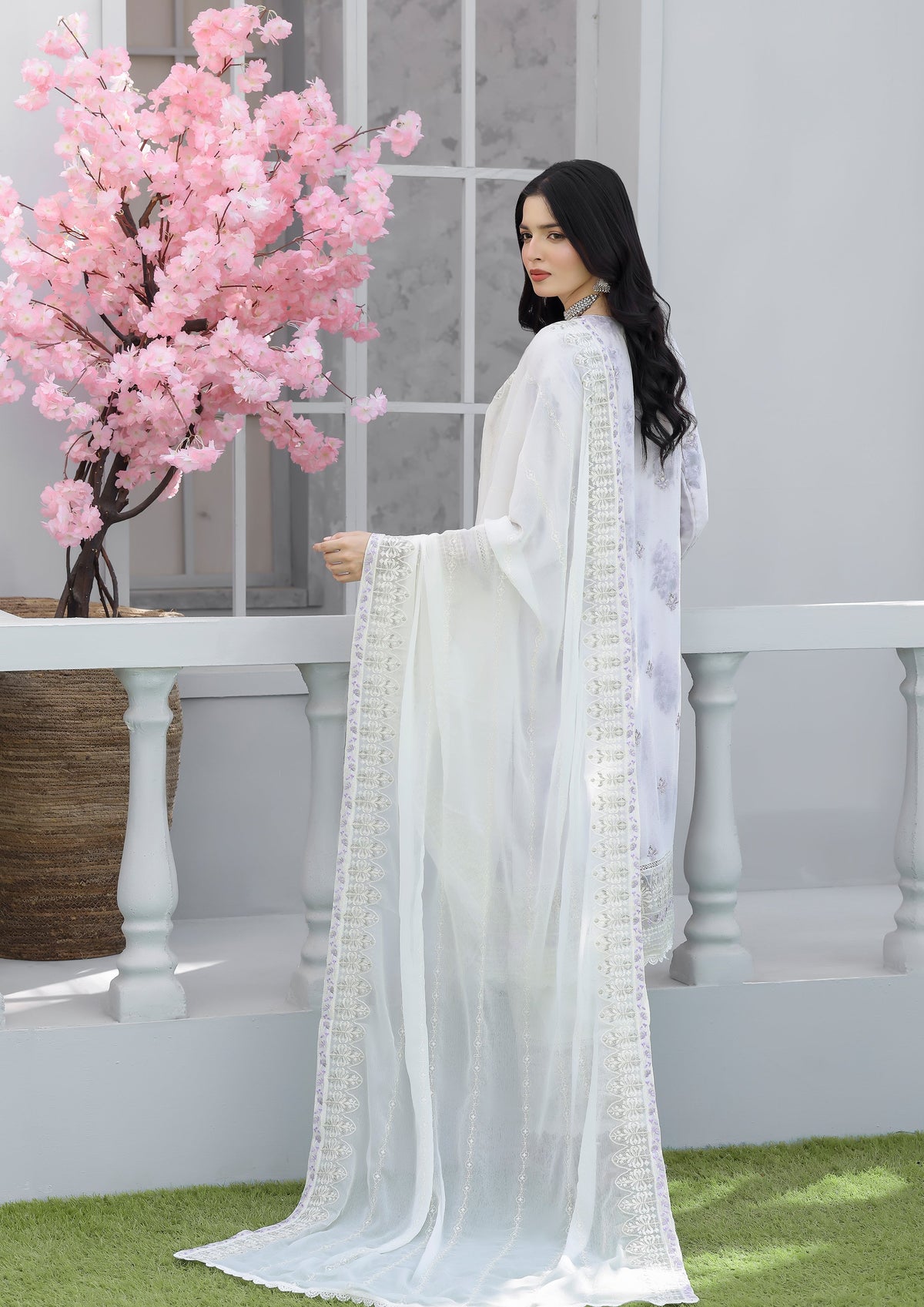 Firyal BN-1008 - 3 Piece Stitched Fancy Heavy Embroidered - Bint-e-Noor