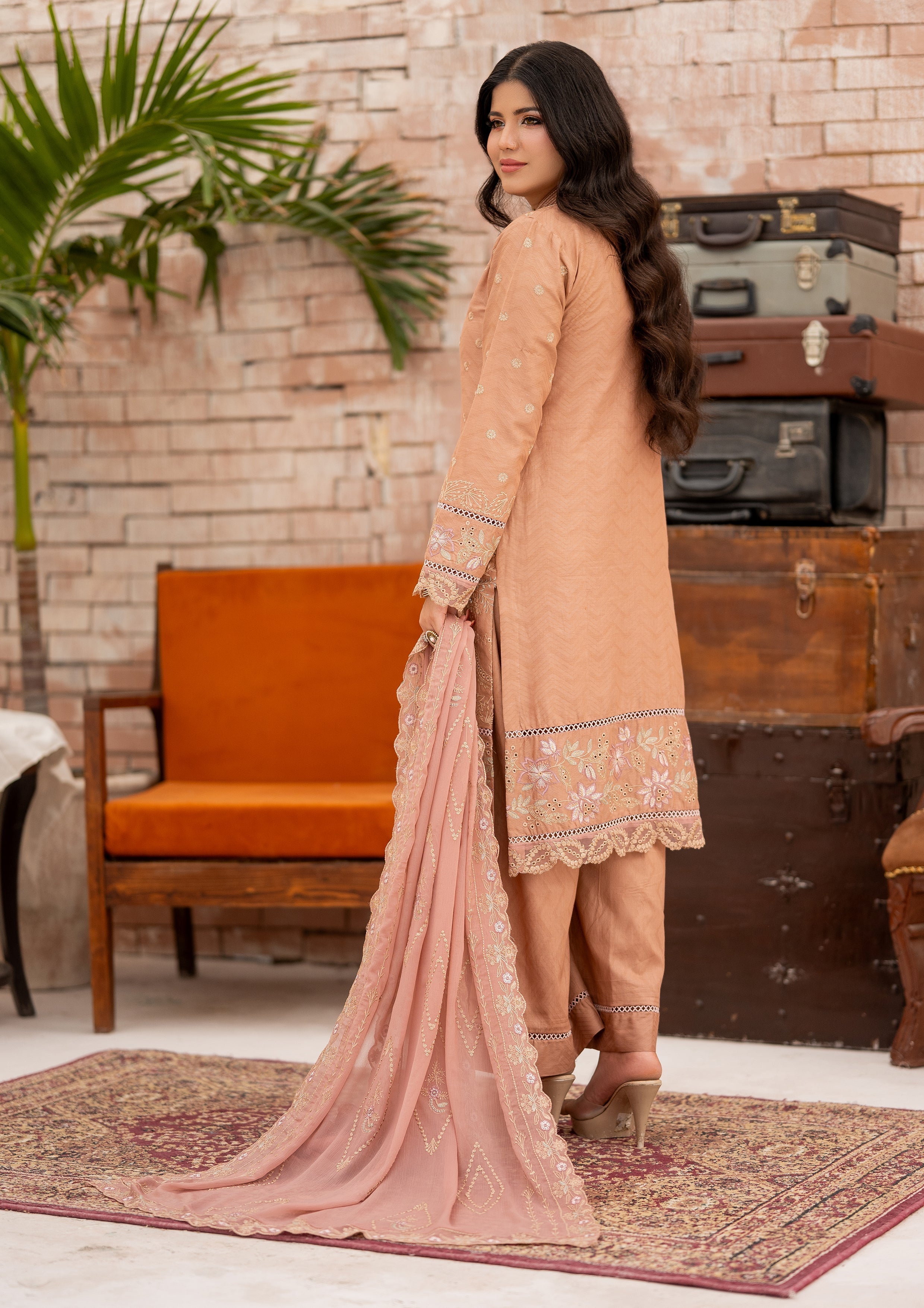 Sameeha BN-1109 - 3 Piece Stitched Fancy Heavy Embroidered - Bint-e-Noor
