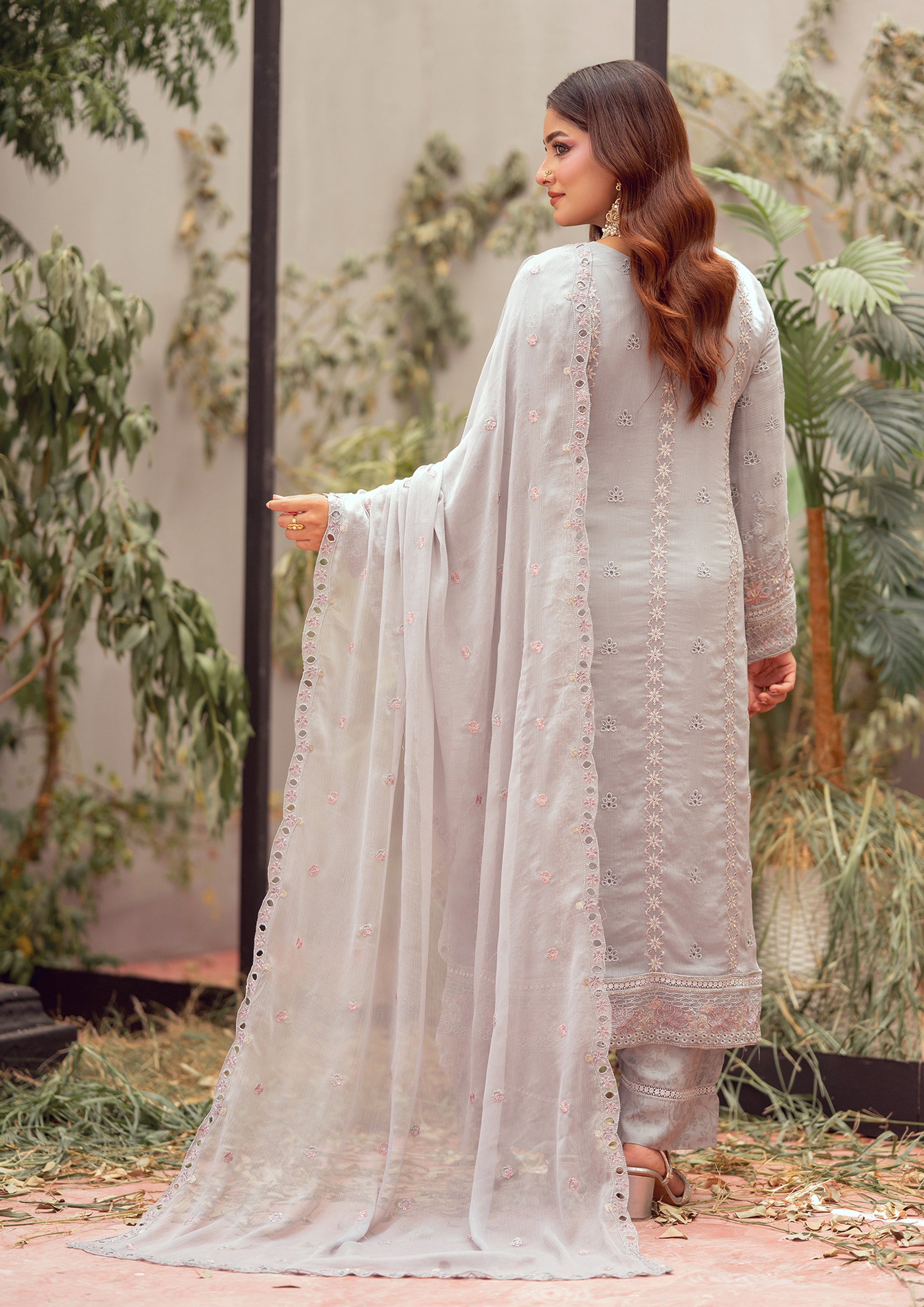 Isbah BN-1147 - 3 Piece Stitched Fancy Heavy Embroidered - Bint-e-Noor