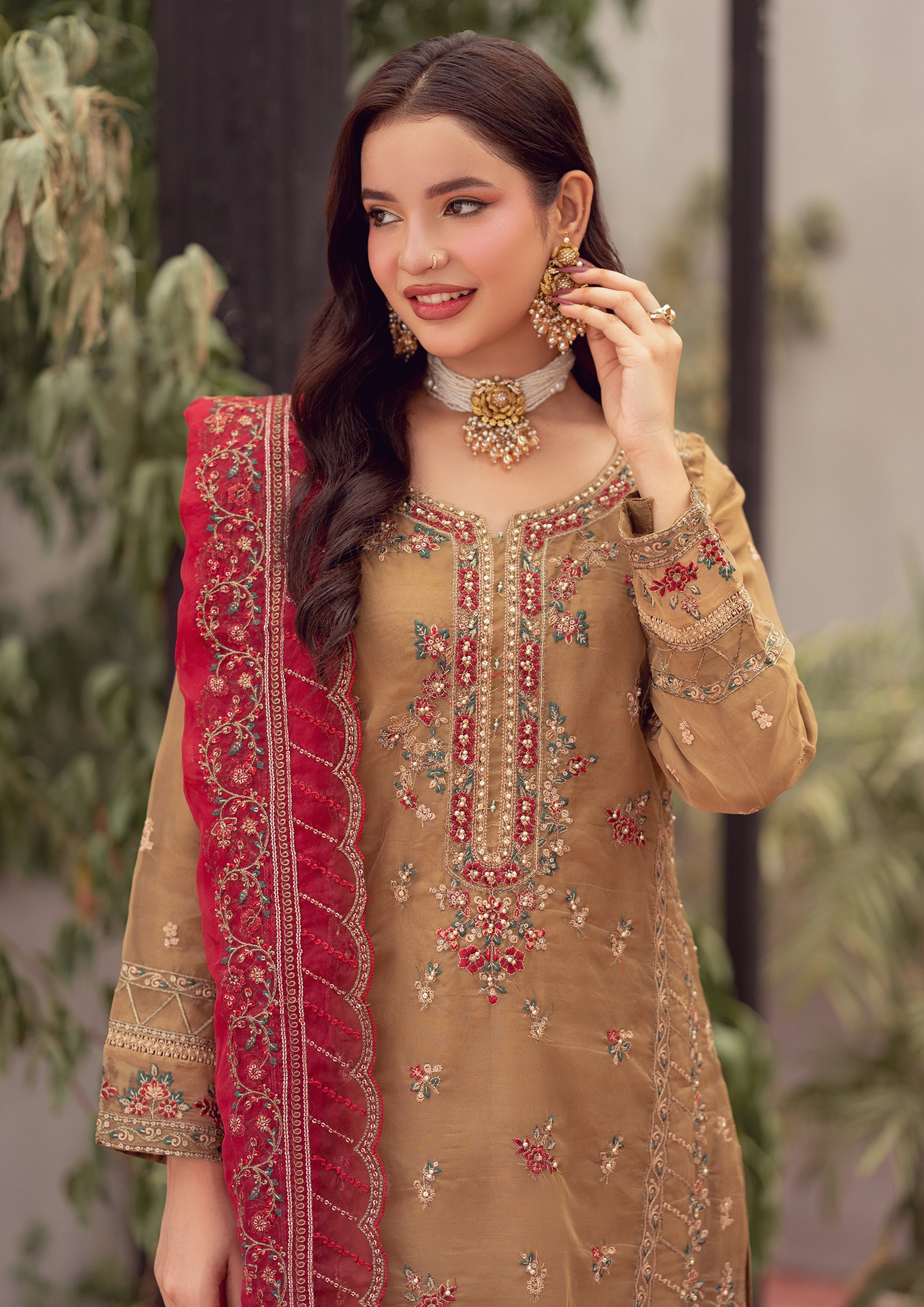 Faliha BN-1151 - 3 Piece Stitched Fancy Heavy Embroidered - Bint-e-Noor