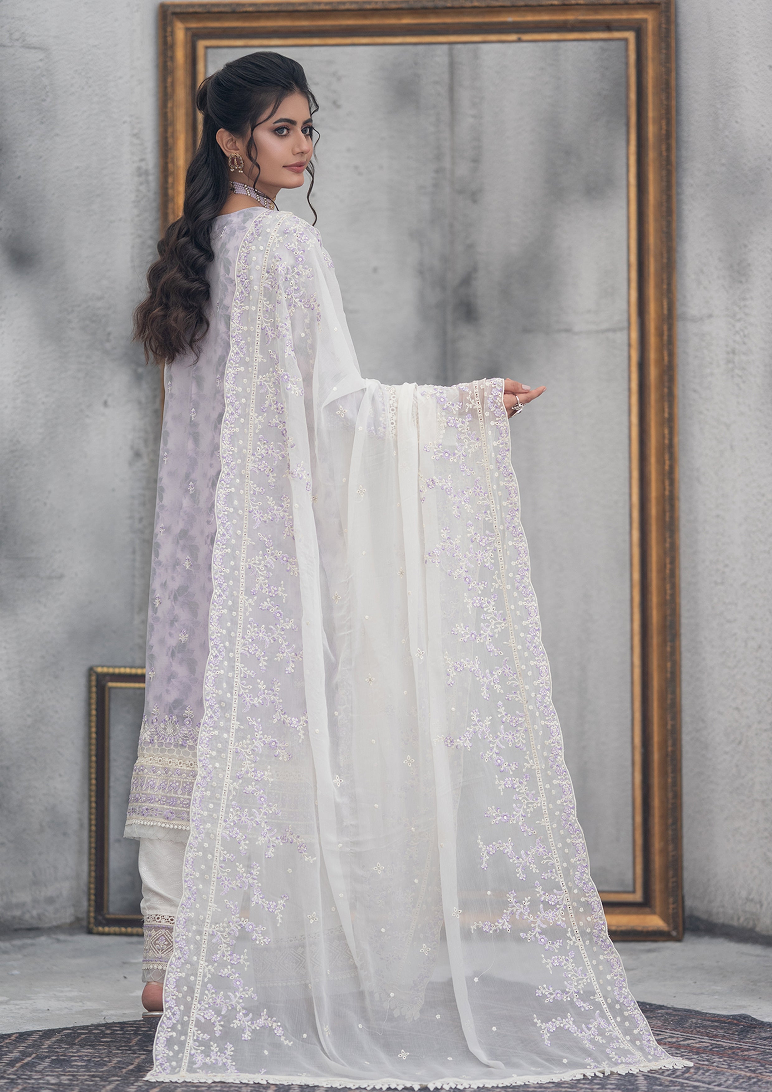 Cinderella BN-1004 - 3 Piece Stitched Fancy Heavy Embroidered - Bint-e-Noor