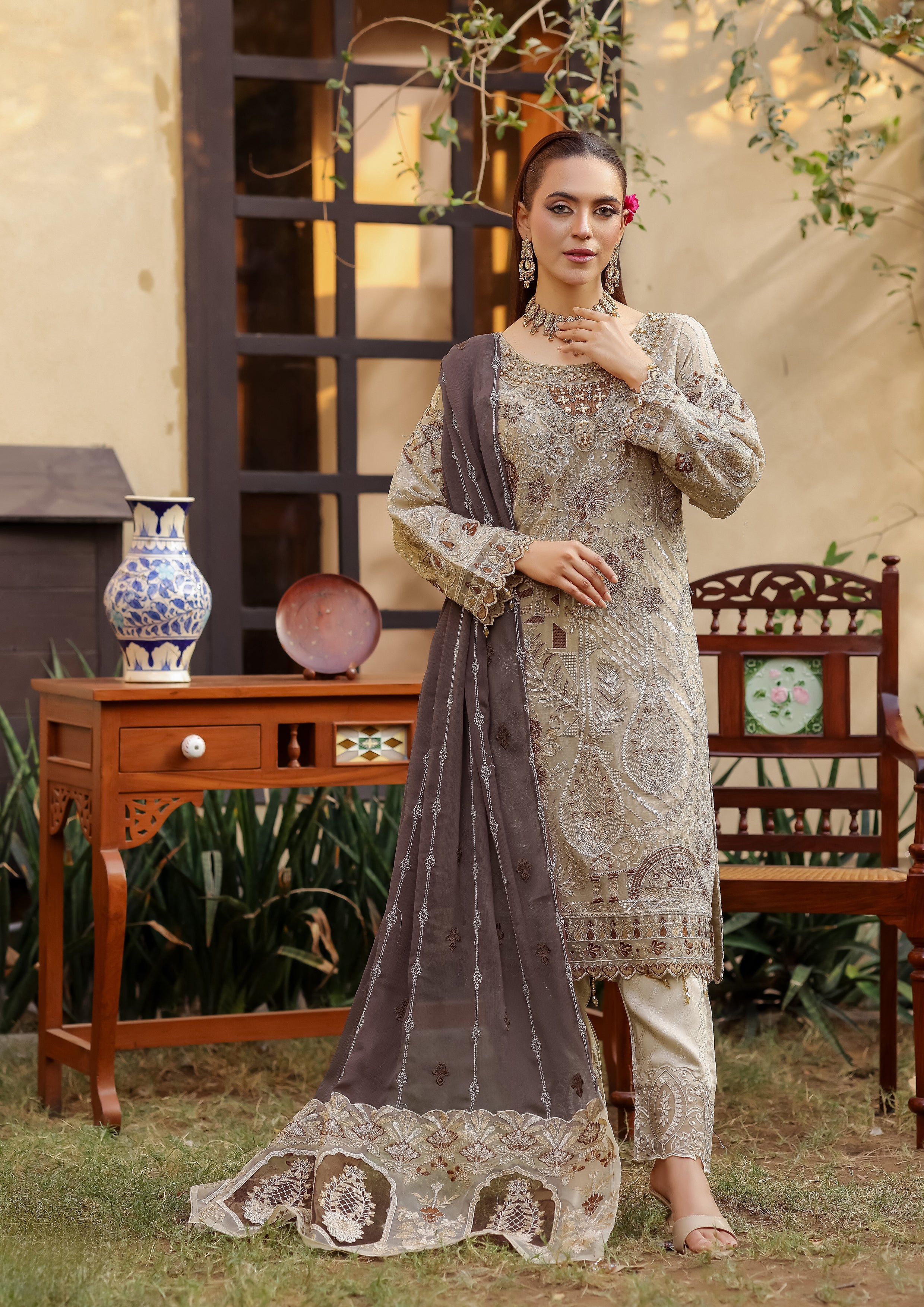 Elva BN-1019 - 3 Piece Stitched Fancy Heavy Embroidered - Bint-e-Noor
